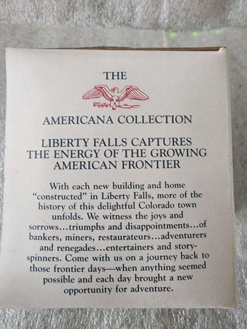 LIBERTY FALLS 1994 CITY HALL AH84