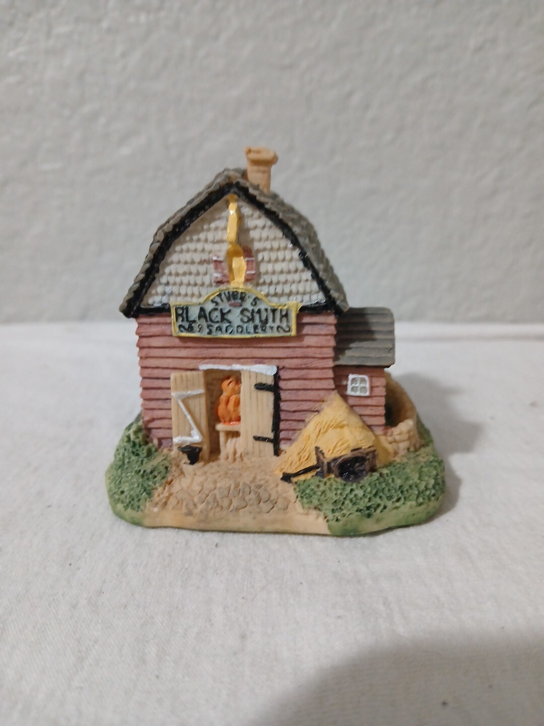 International Resourcing Services Mini Village Houses Lot of 5 Houses Vtg 1993