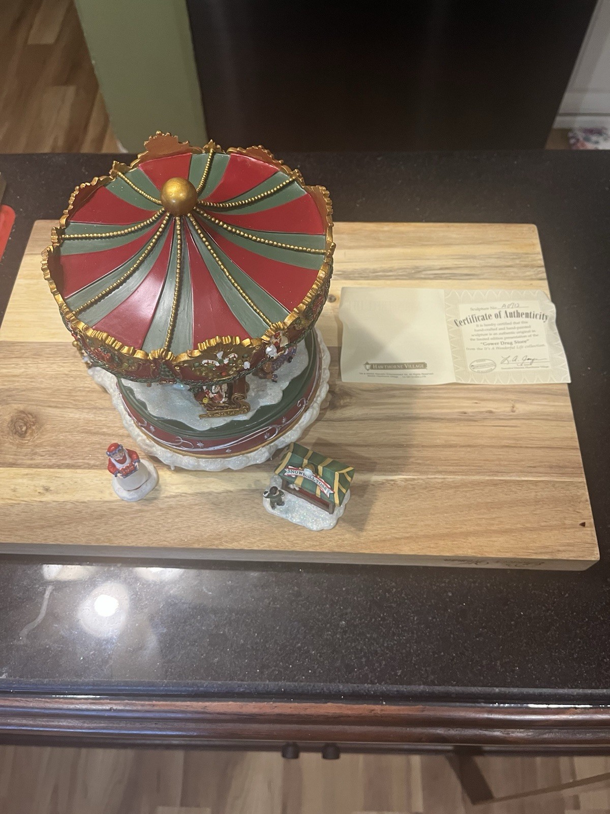 Hawthorne Village Christmas Carnival Carousel Thomas Kinkade