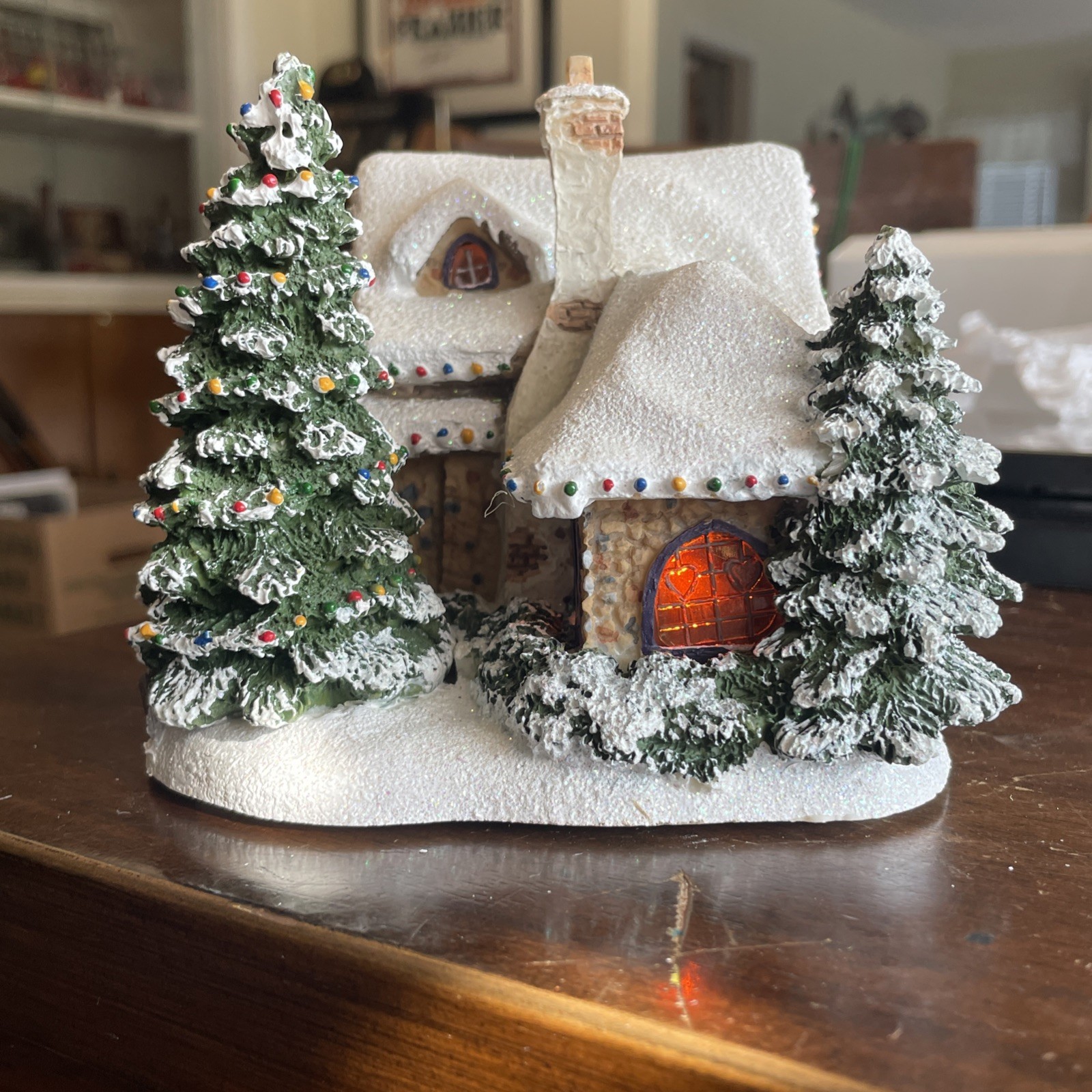 2006 Thomas Kinkade Christmas Village Sweetheart Cottage Teleflora Works