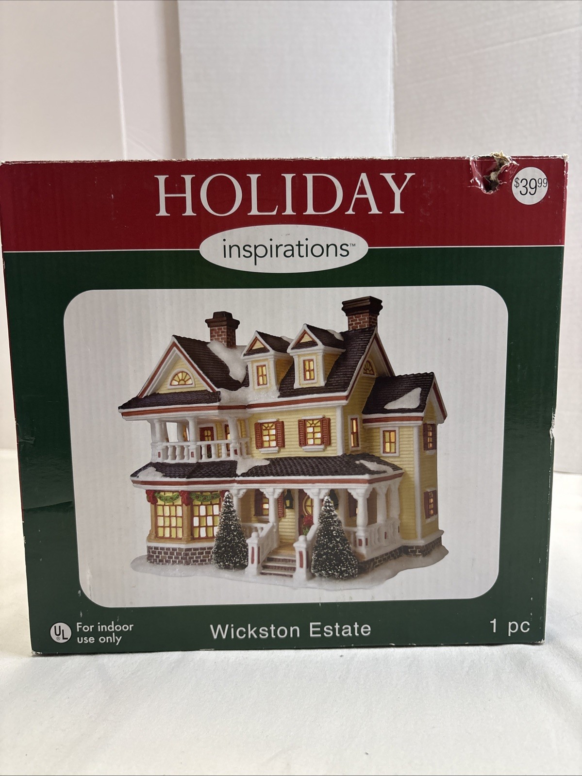 Holiday Inspirations Wickston Estate Christmas Indoor Decorations Light Up House