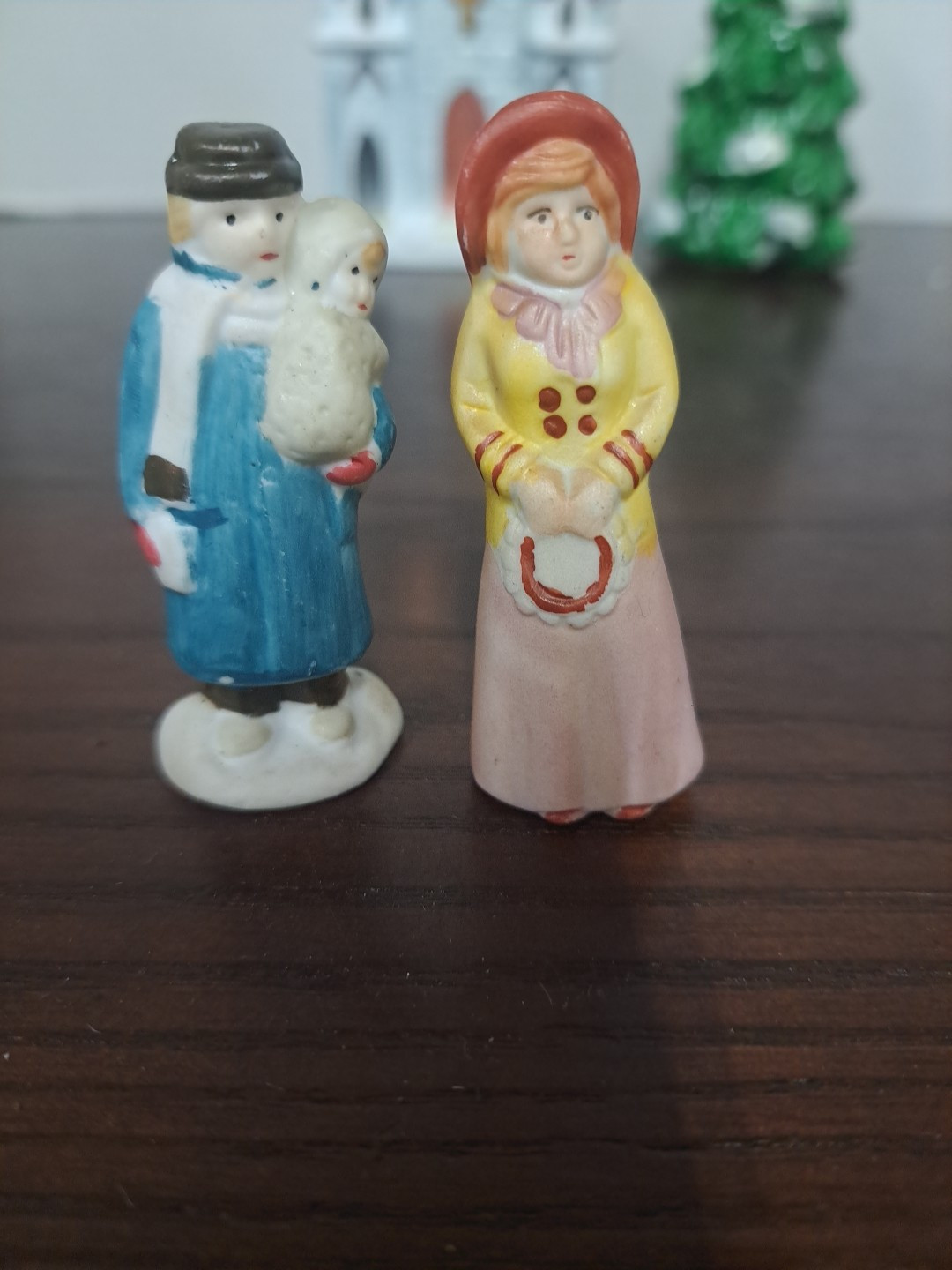 10 Peice Heritage Village Collection Lighted Christmas Village Church With 8…