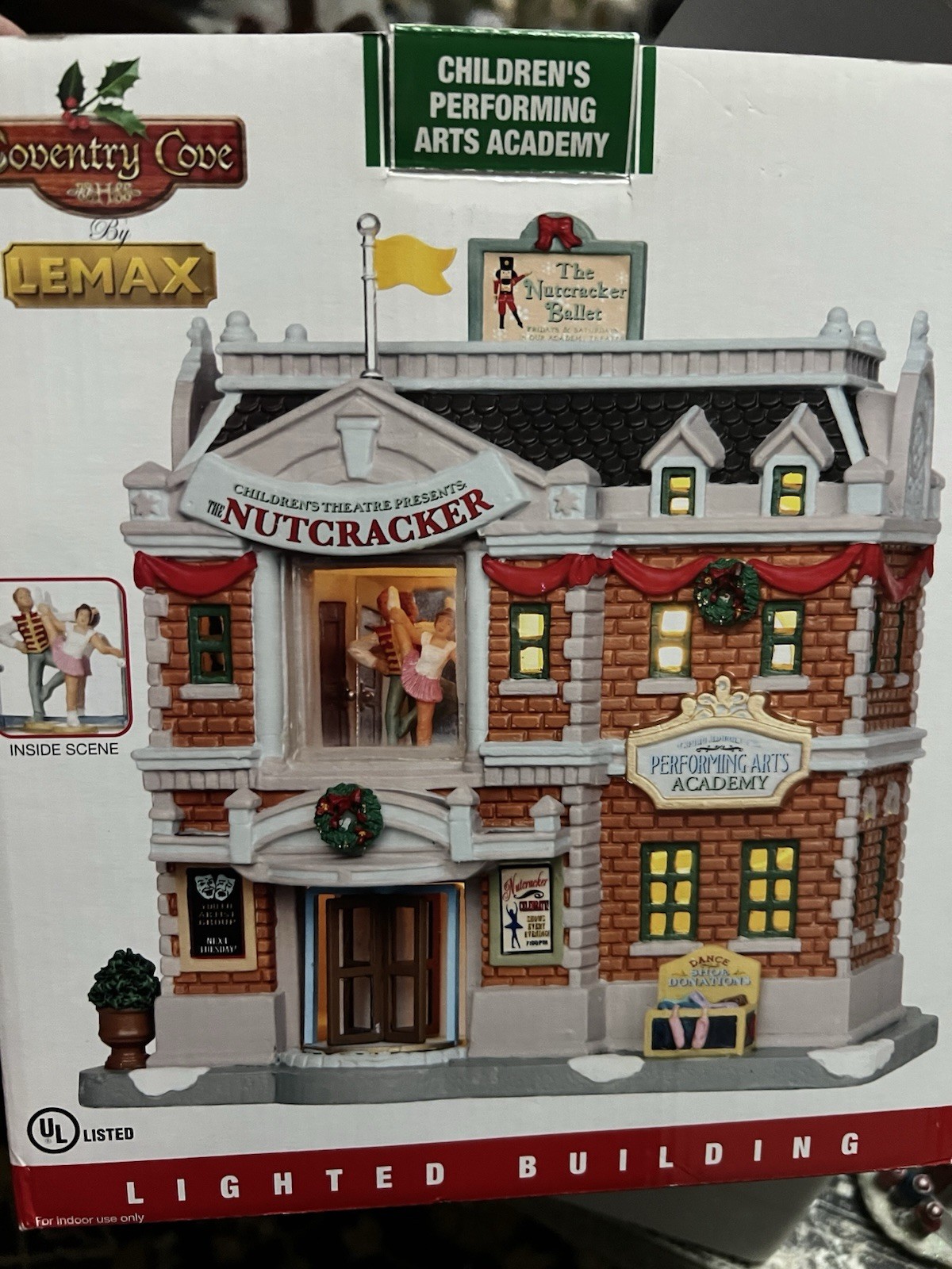 LEMAX Children’s Performing Arts Academy Nutcracker Christmas Town