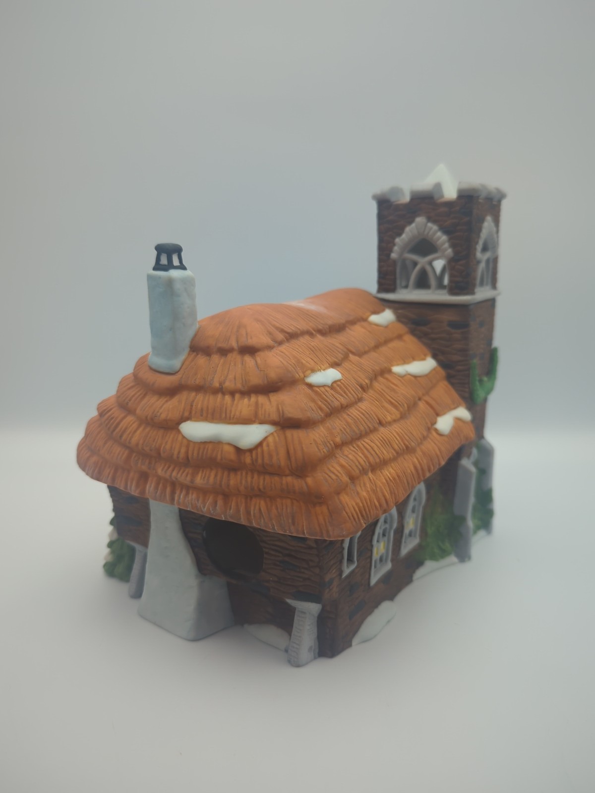 Dept 56 Ivy Glen Church Retired 1988 Dickens Christmas Village w/ Light & Carton