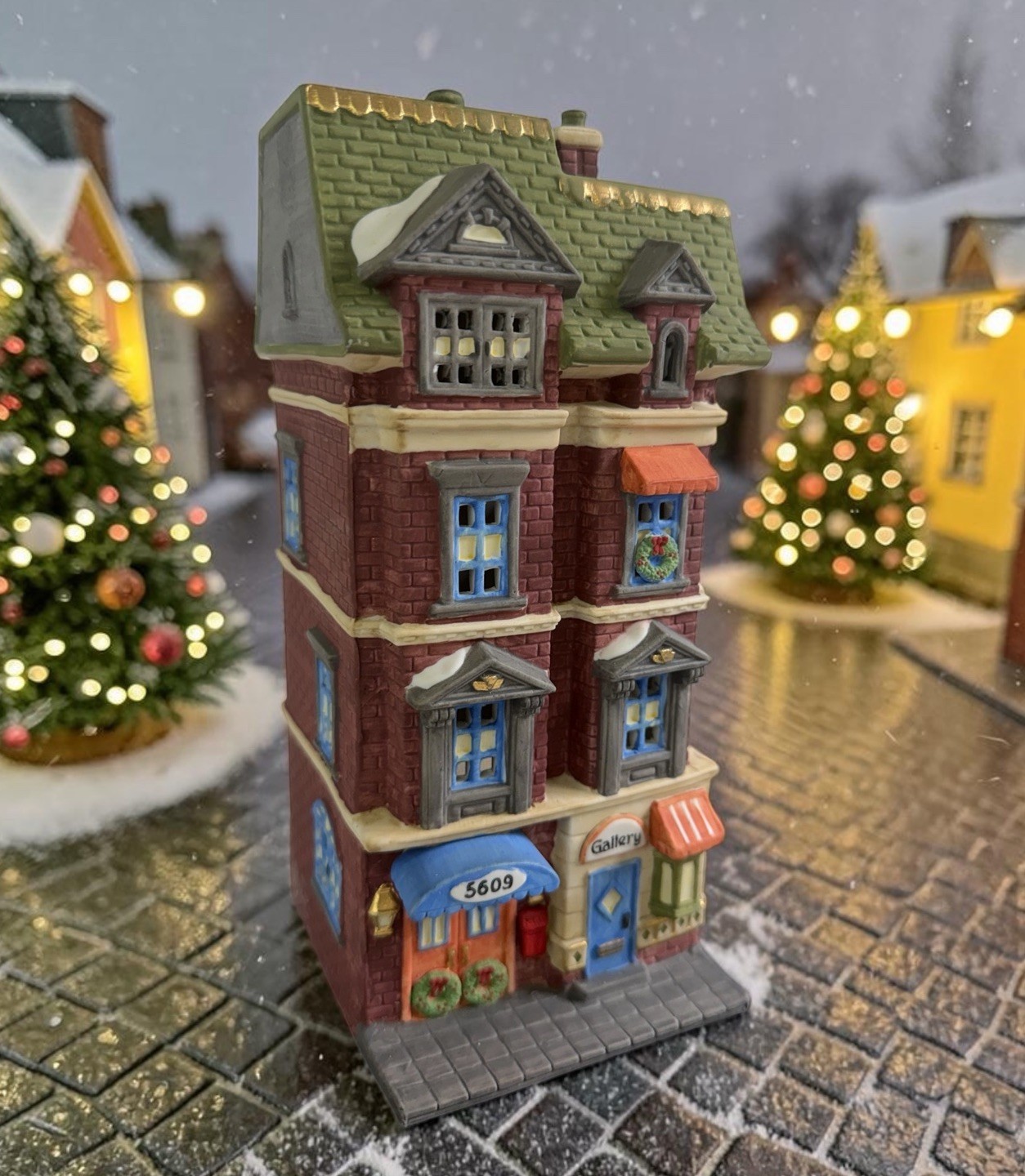VTG 1989 DEPT 56 CHRISTMAS IN THE CITY “5609 PARK AVE TOWNHOUSE” #5978-1