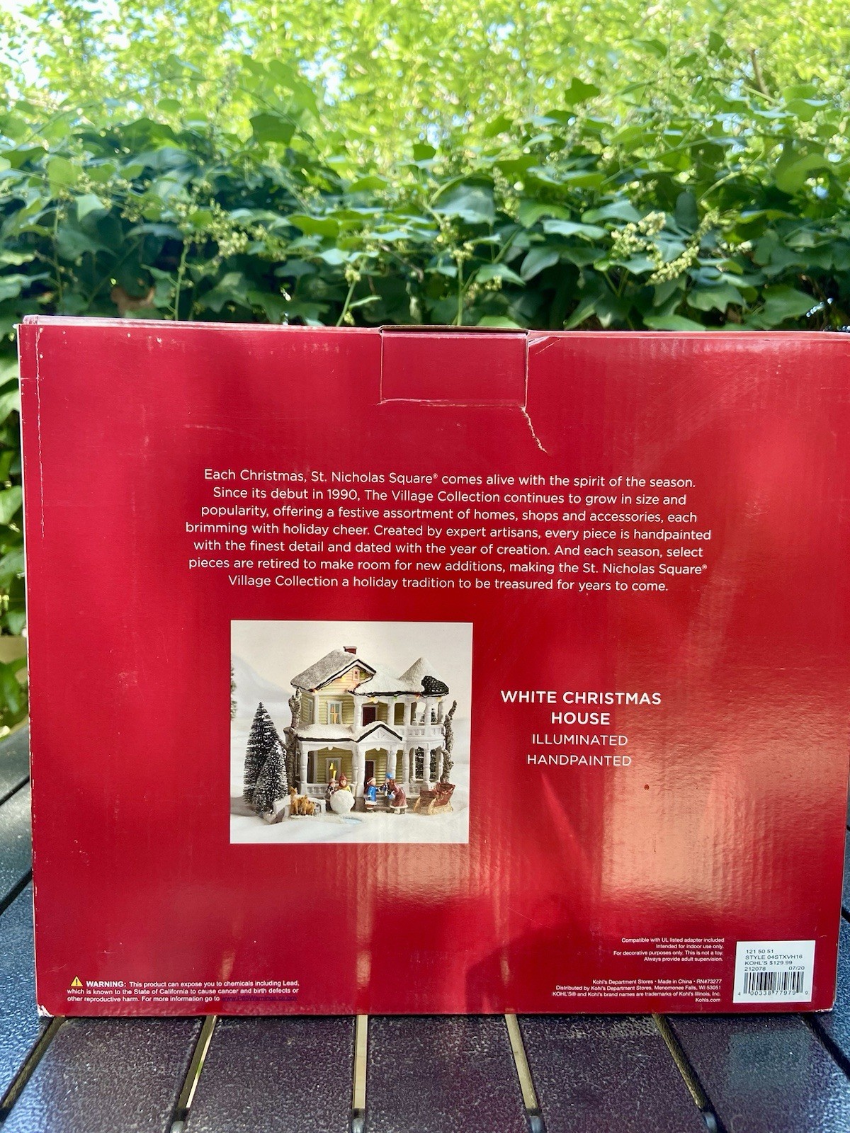 St Nicholas Square Village – White Christmas House LED Lighted – New in Box