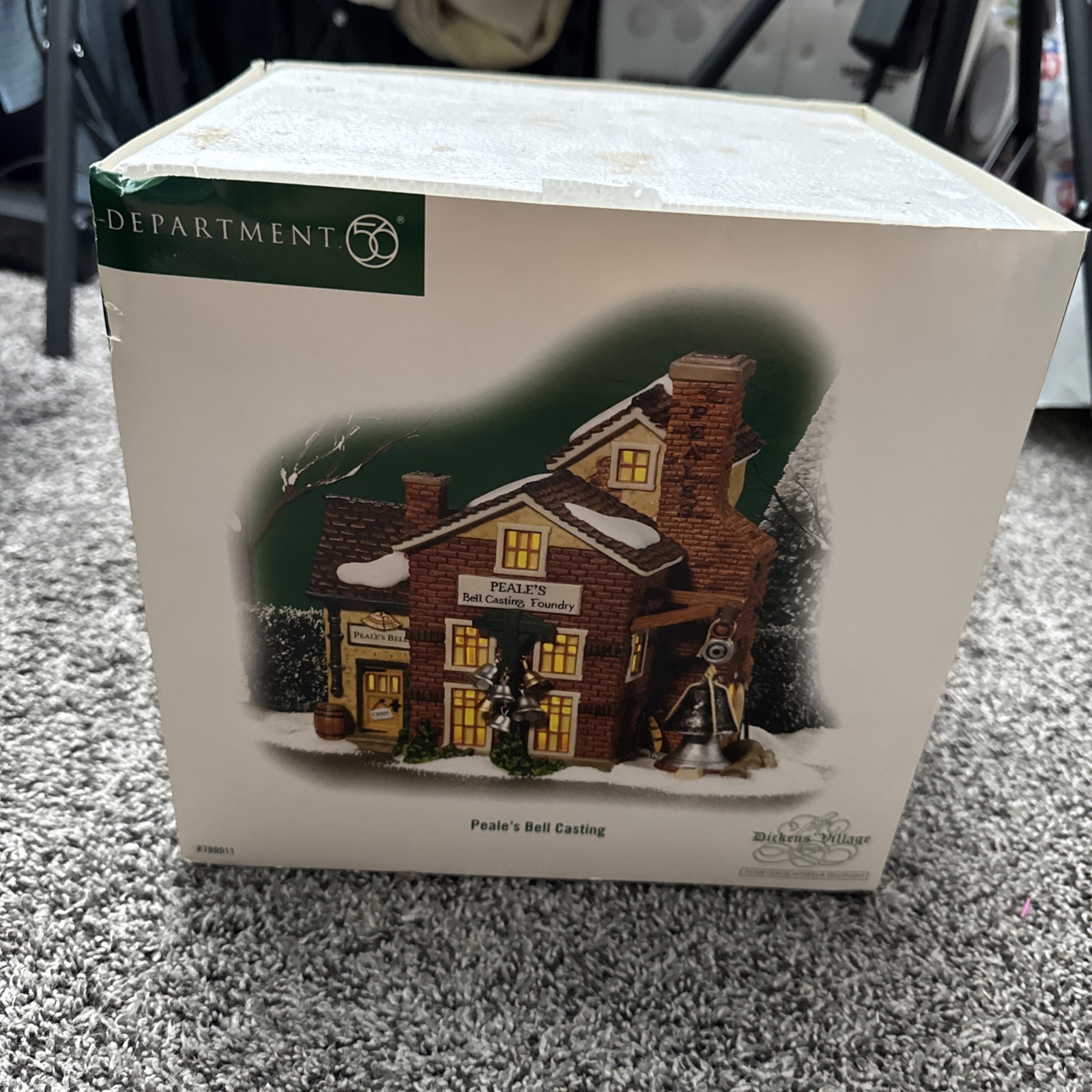 DEPT 56 DICKENS VILLAGE – PEALE’S BELL CASTING 799911 RETIRED 2009 – BRAND NEW