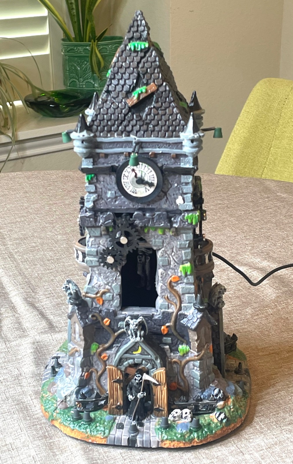 Lemax Spooky Town Haunted Clock Tower 35531 Sights & Sounds Boxed Tested