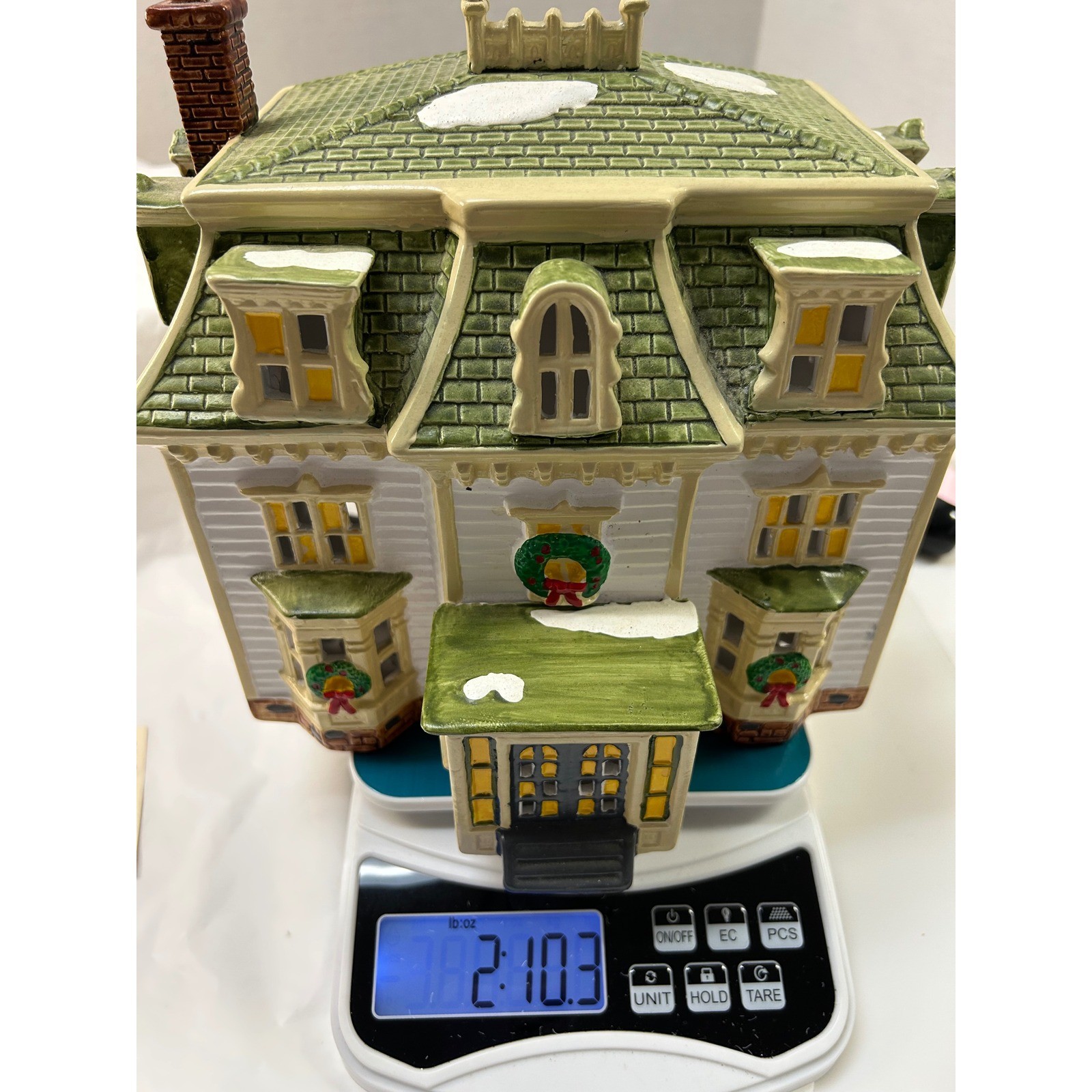 Department 56 Snow Village Maple Ridge Inn 1988 Christmas Building 5064-4