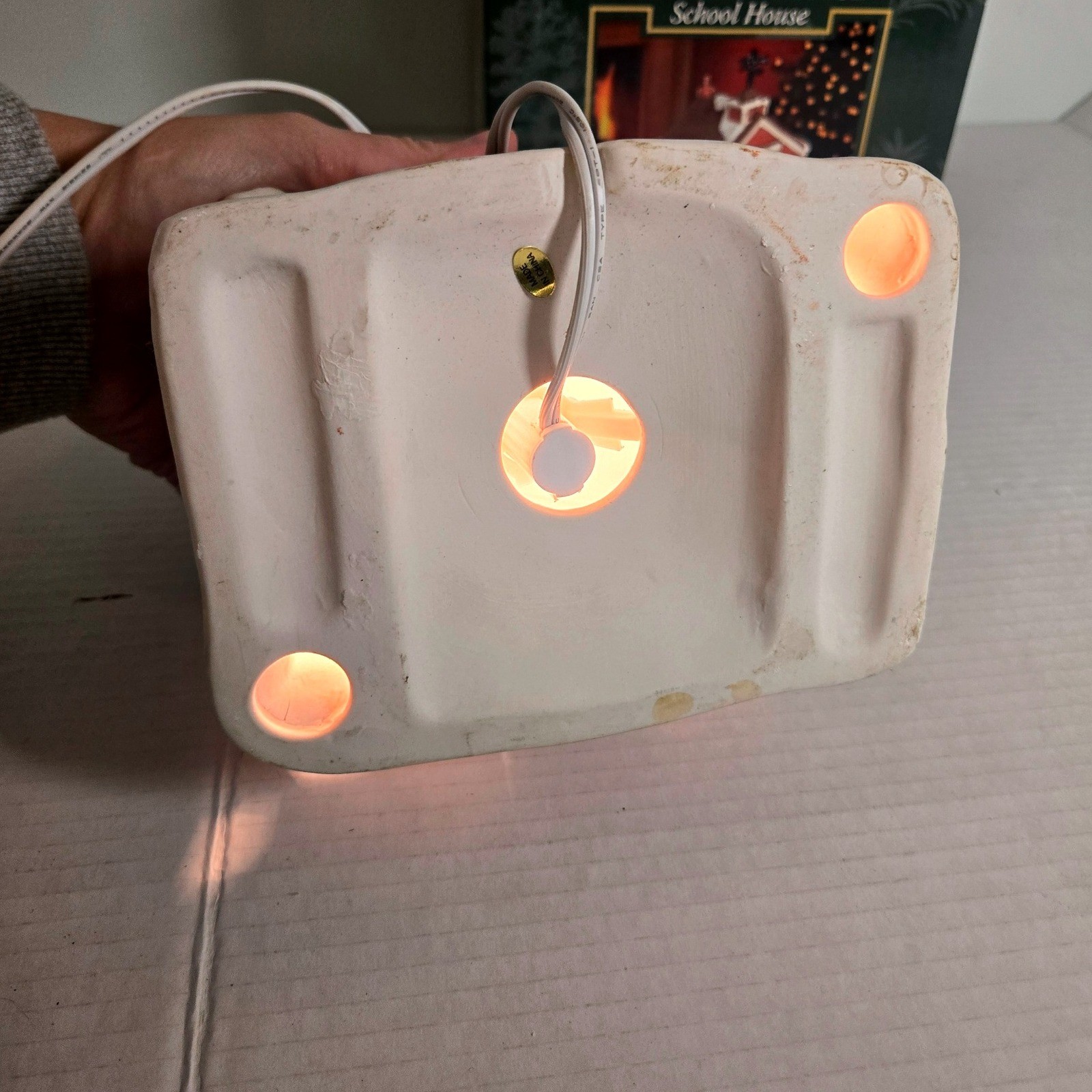 American Greetings Ingleby Village School House Porcelain Lighted Christmas