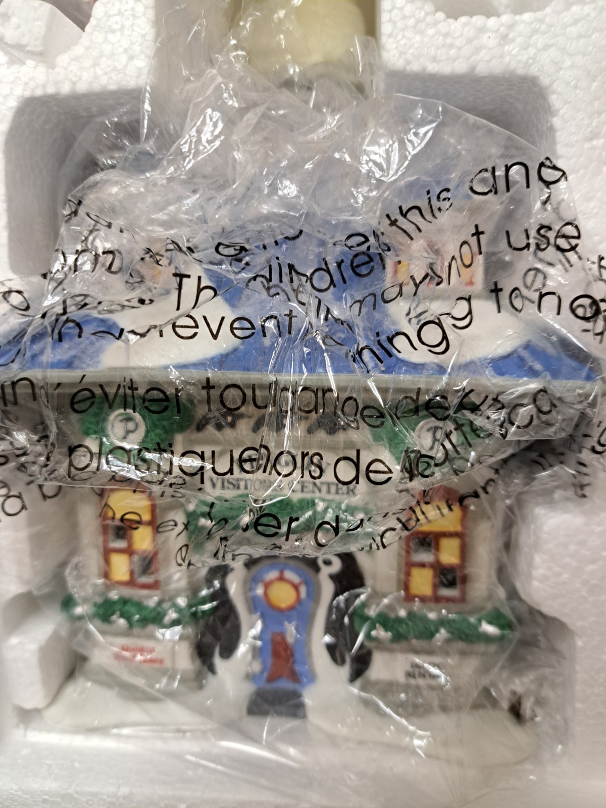 Dept 56 NORTH POLE PENGIUN VISITORS’ CENTER #805547 (COMPLETE) PRISTINE
