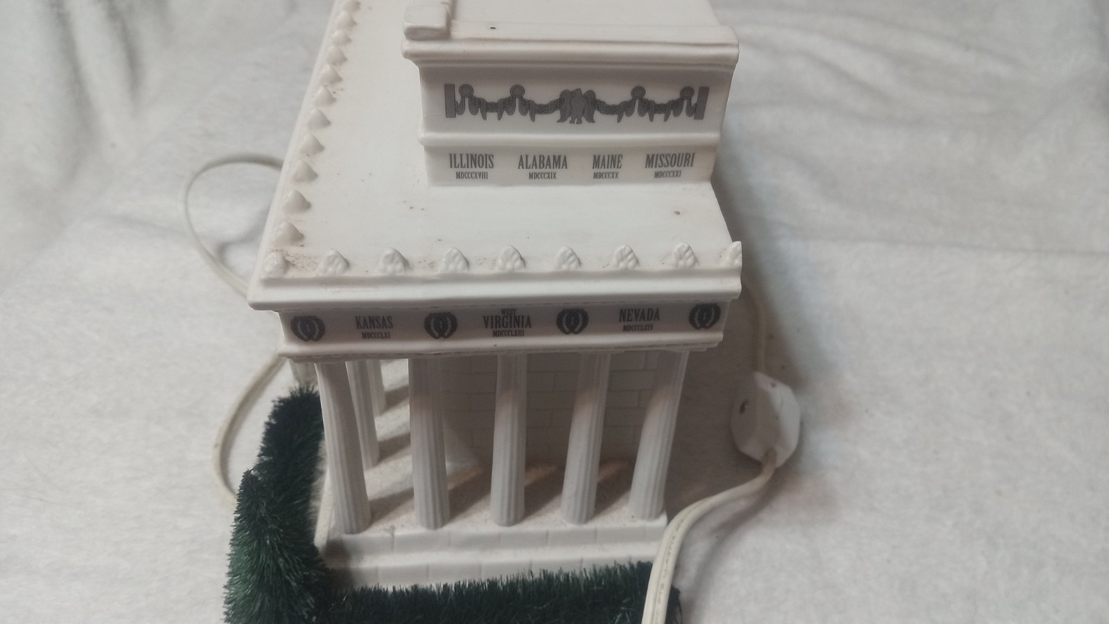 DEPT 56 AMERICAN PRIDE – LINCOLN MEMORIAL 57702 WASHINGTON DC HISTORIC SITE