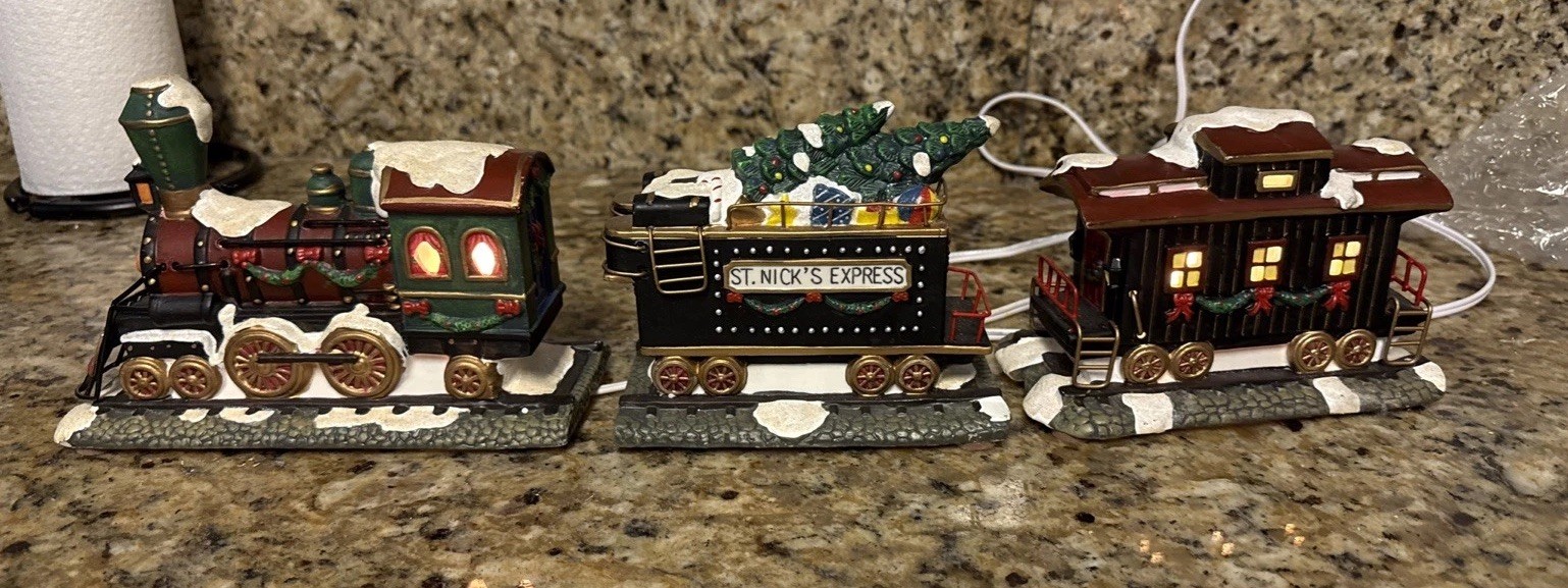 St. Nicholas Square St Nick’s Express Three Piece Train Set Illuminated