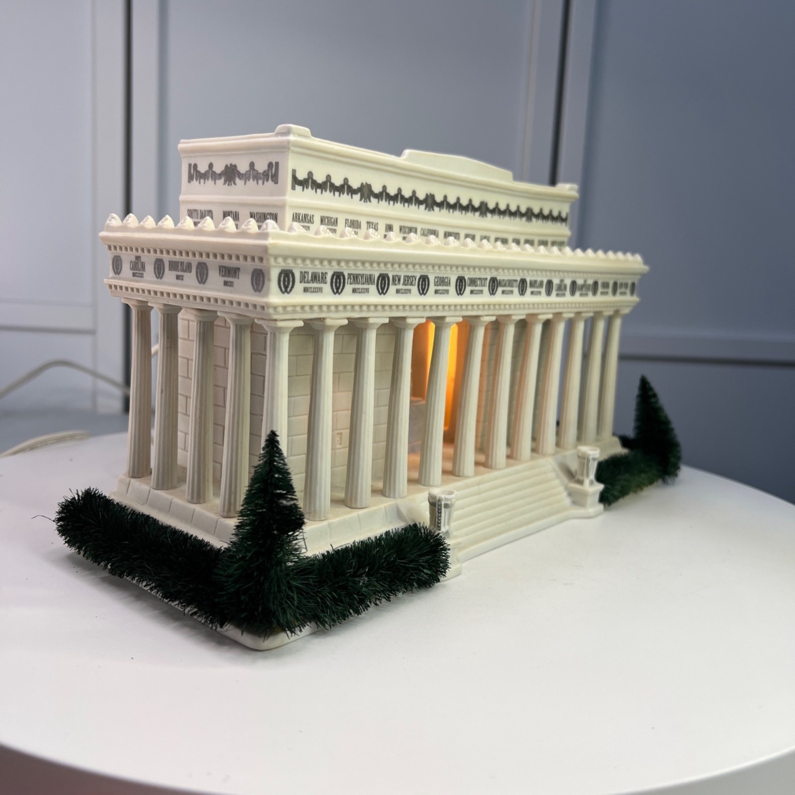 Dept 56 The Lincoln Memorial American Pride Collection From 2001 (No Box)