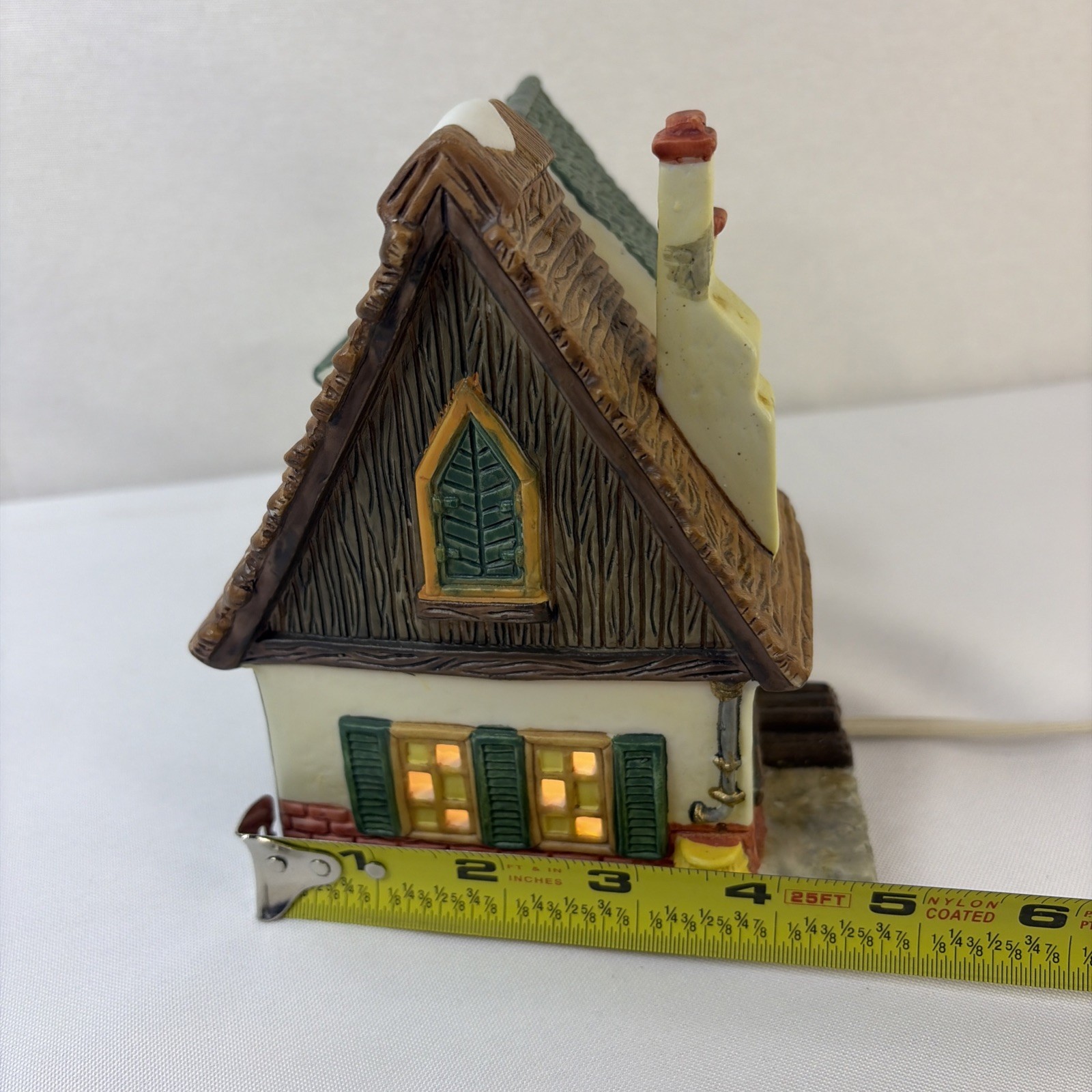 1993 Our Towne The Miller Light Up Cabin House Porcelain Collectible Village