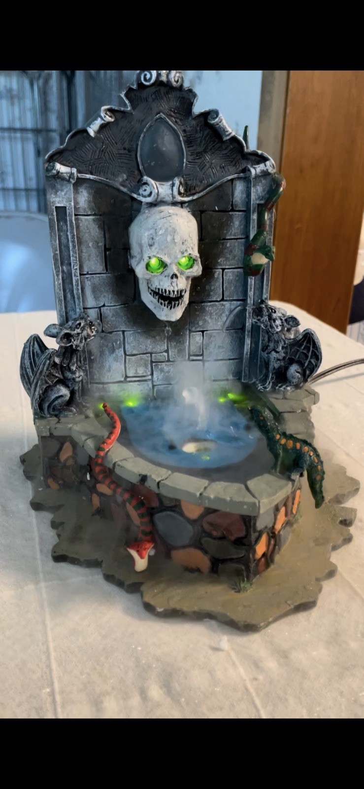 Lemax Spooky Town Halloween Village Haunted Fountain