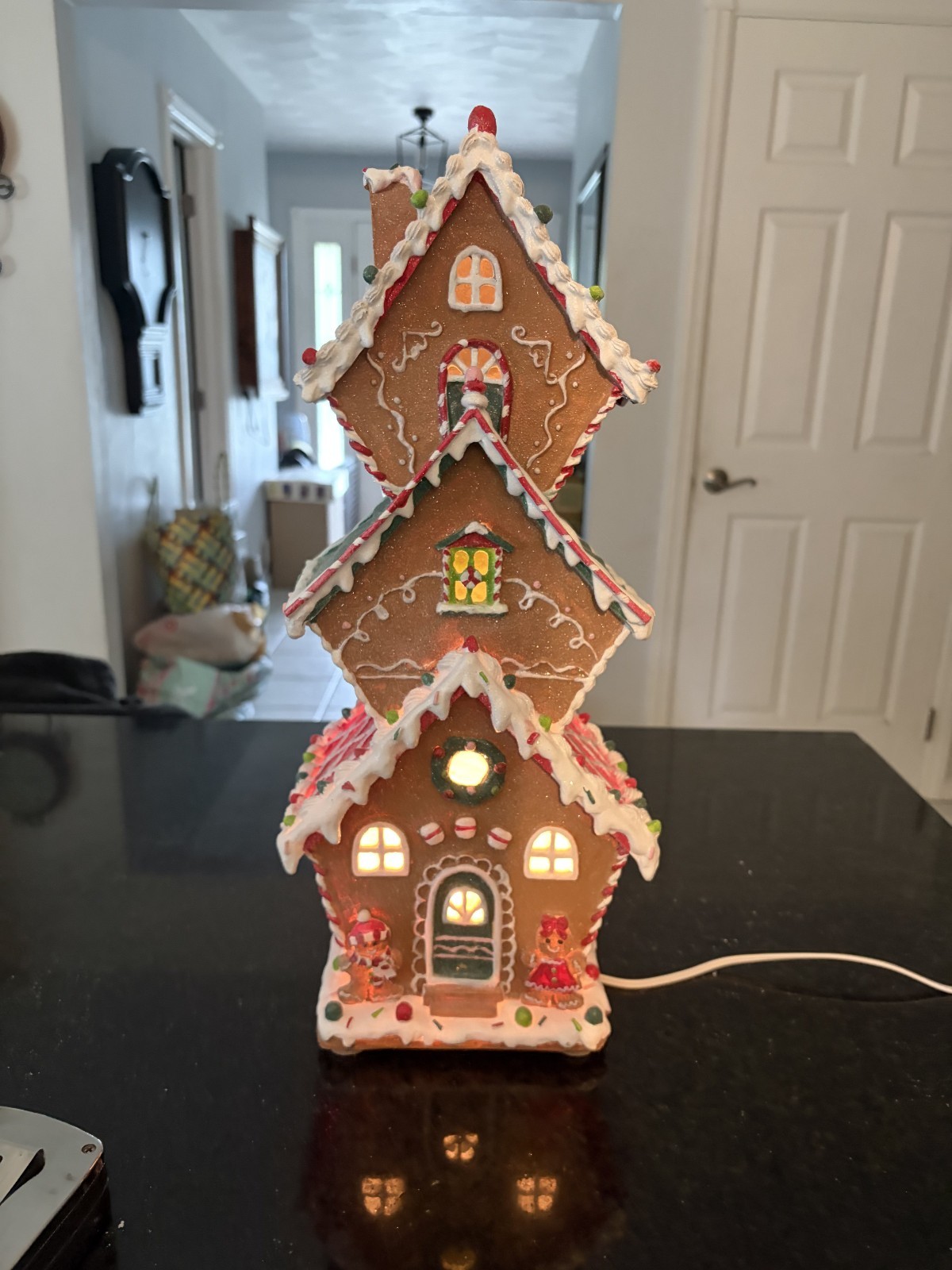 Glitzhome 18.5 Lighted Gingerbread House Christmas Table Decor Plug-In