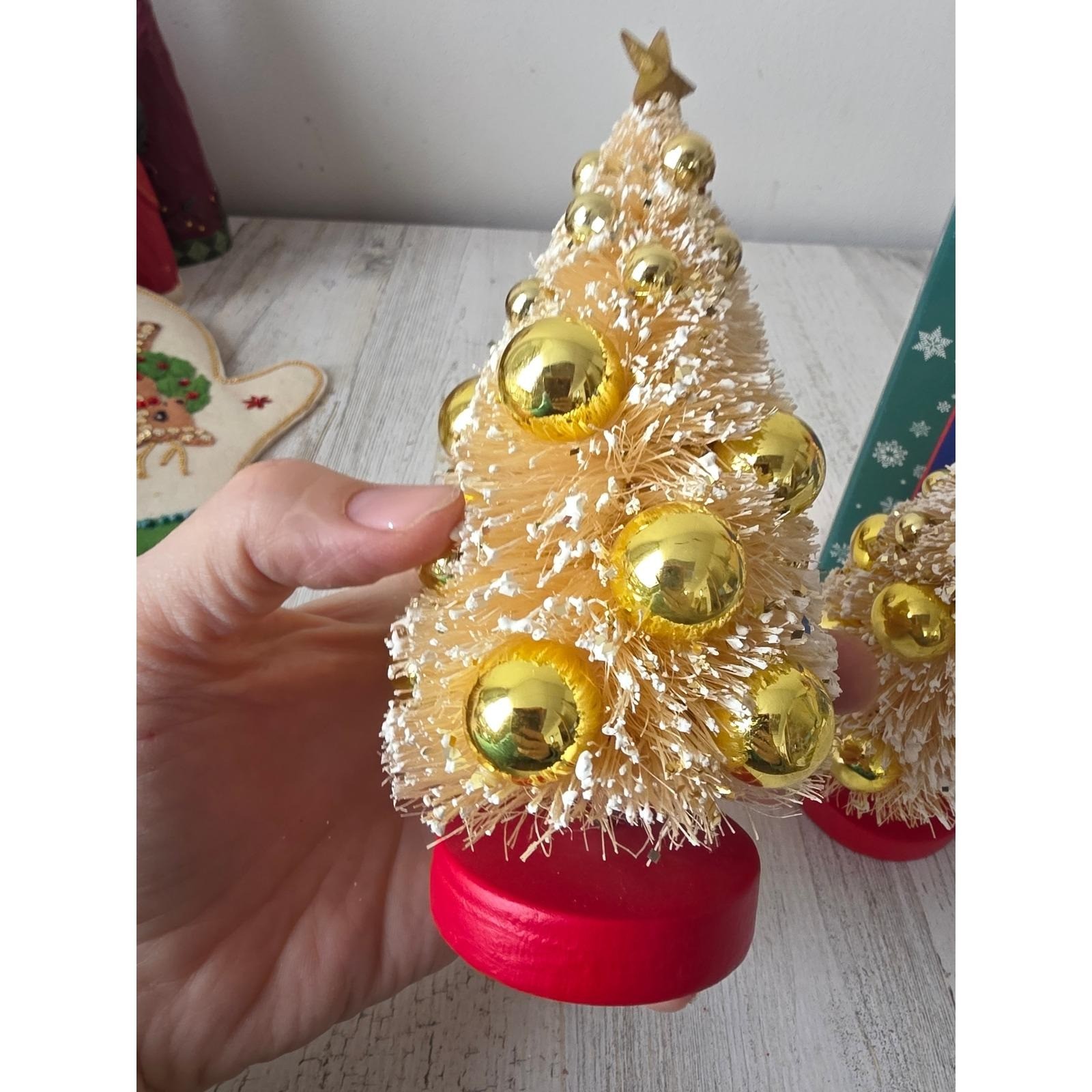 Vintage radko bottle brush gold tree glass ornament ivory village star decor