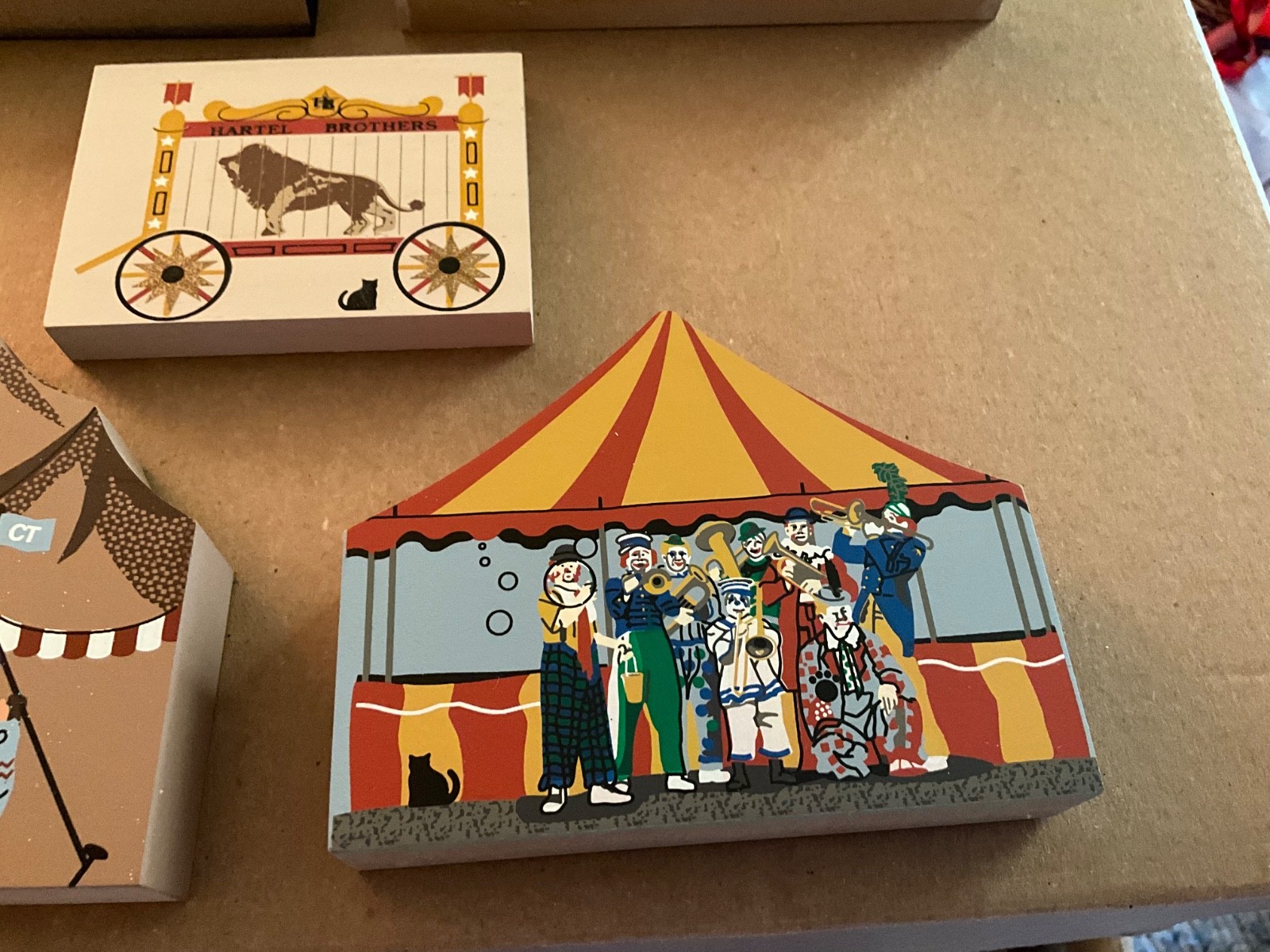 Cat’s Meow Circus Series Ferris Wheel, Clowns, Big Top, Sideshow and Lion – New