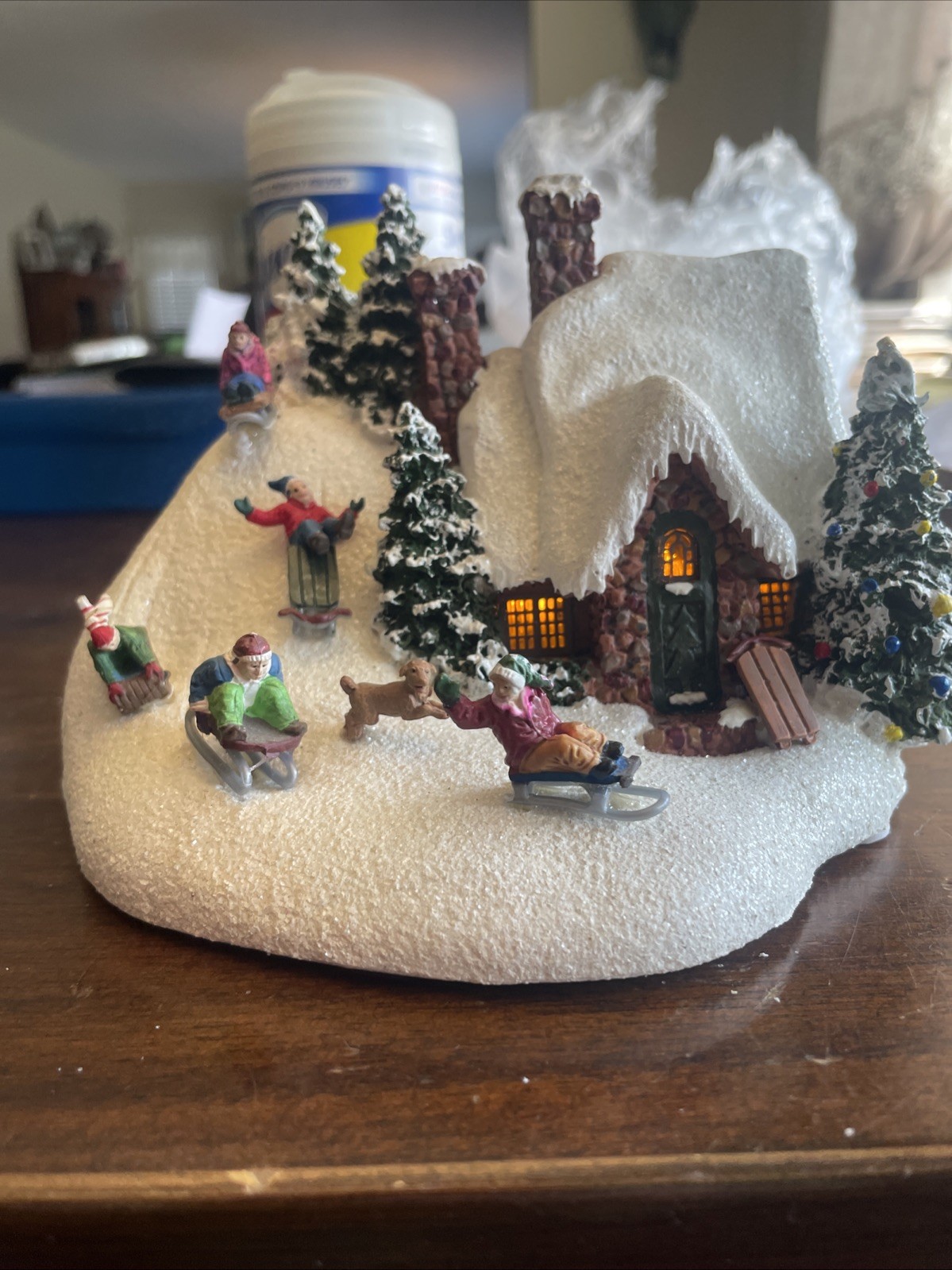 Thomas Kinkade the Sleigh Ride Christmas Village House 2009 Teleflora Light-Up