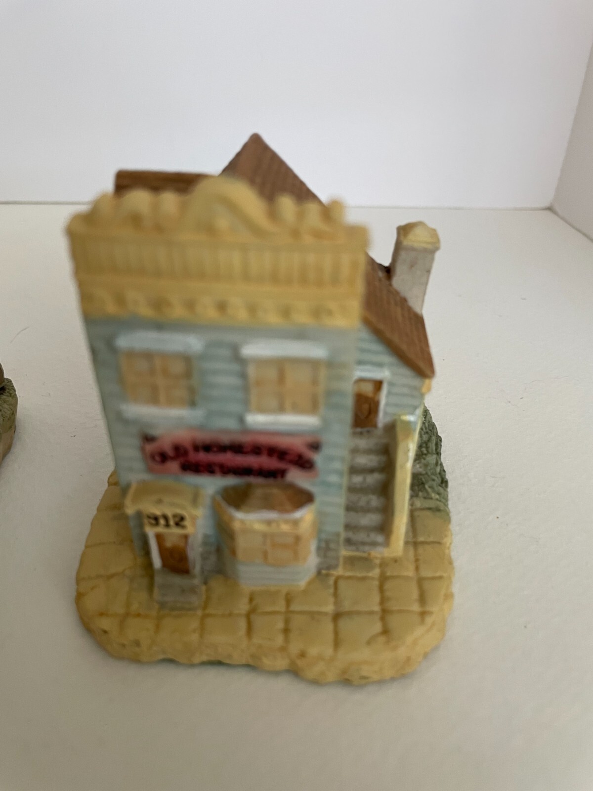 International Resourcing Services Mini Village Painted Houses Lot of 3