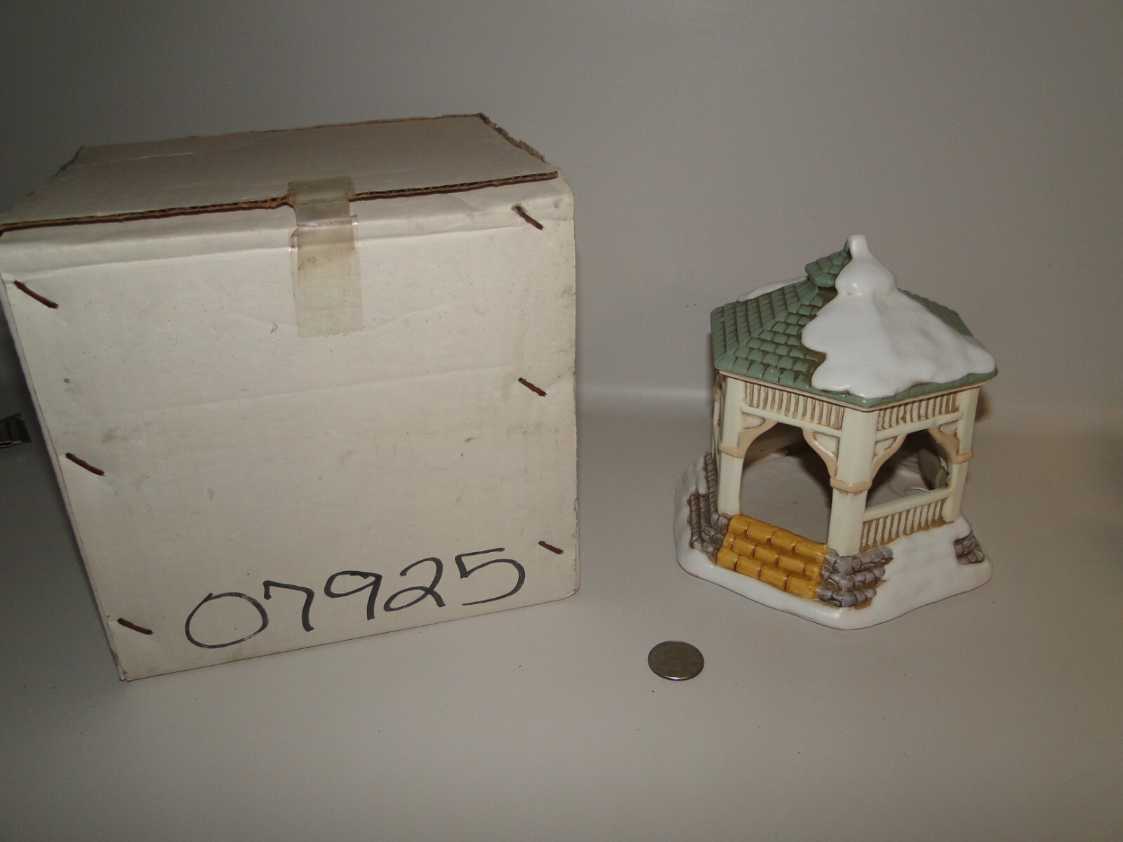 Lefton Colonial Village,Gazebo, 1990, #07925, Byron Wood