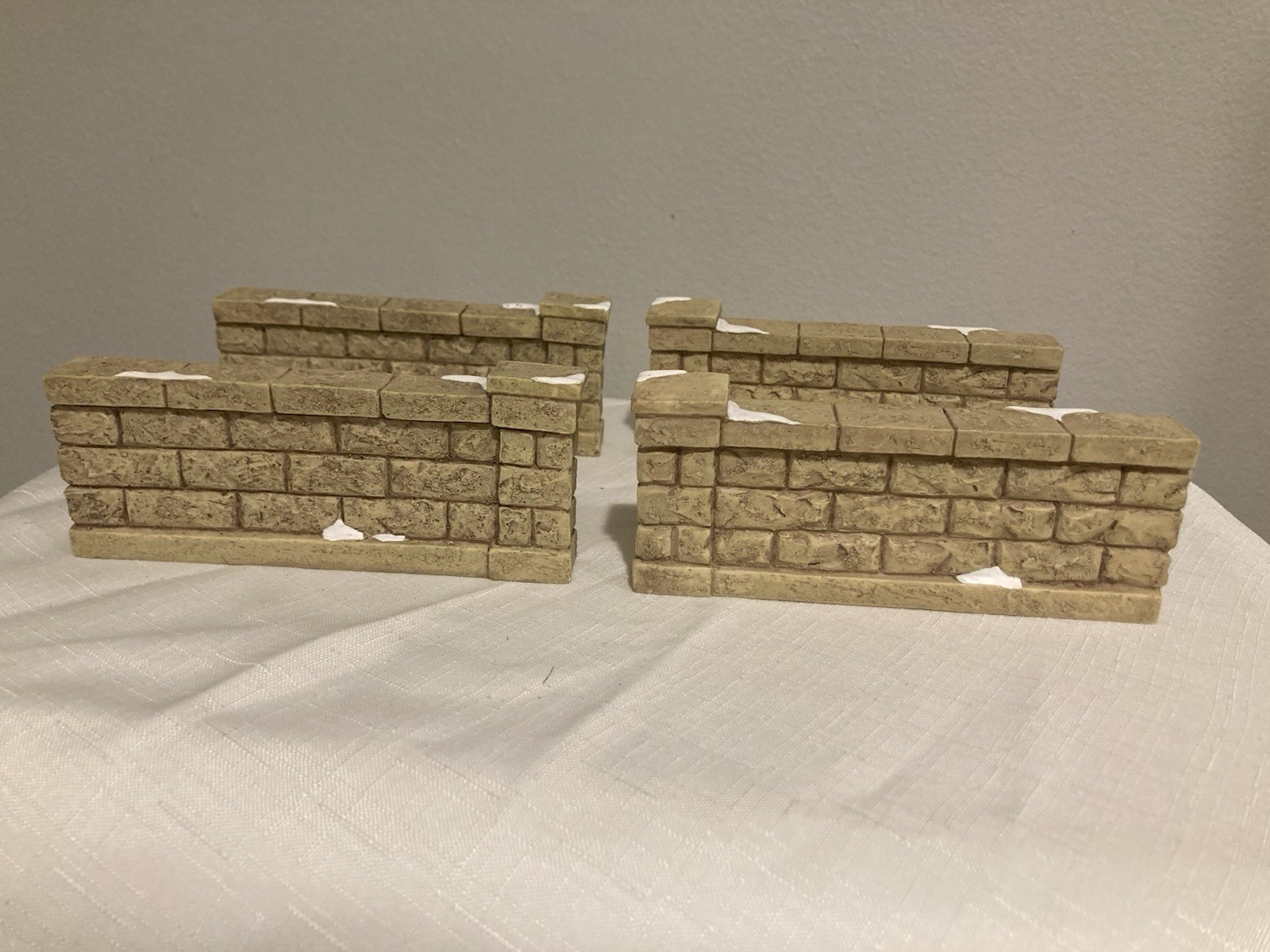 Dept 56 Beige/Gray Stone Wall Set Of 4 NO BOX