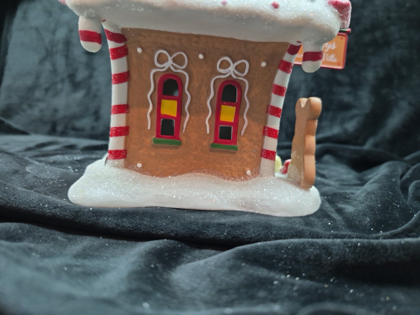 Dept 56 2023 Mickeys Gingerbread Gumdrop House Porcelain With Light Cord
