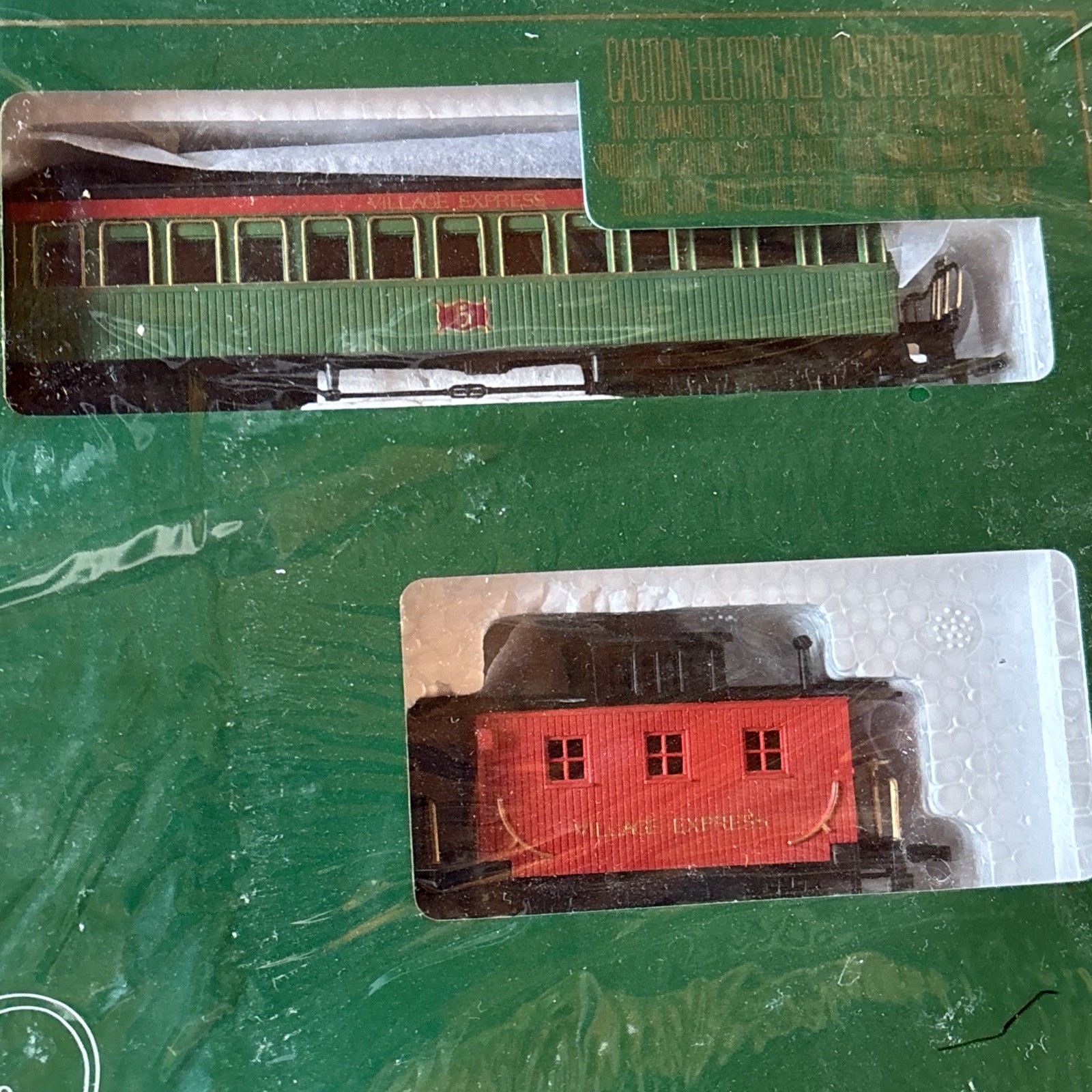 DEPT 56 HERITAGE VILLAGE COLLECTION EXPRESS TRAIN & TRACK SET #59803 BRAND NEW
