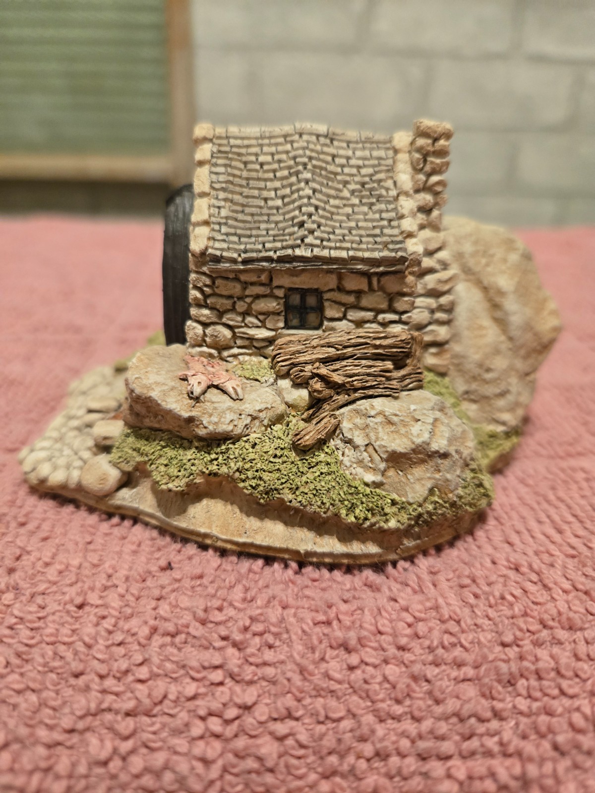 Lilliput Lane Collectible “Fishermen’s Bothy” 1990, W/DEED, original box