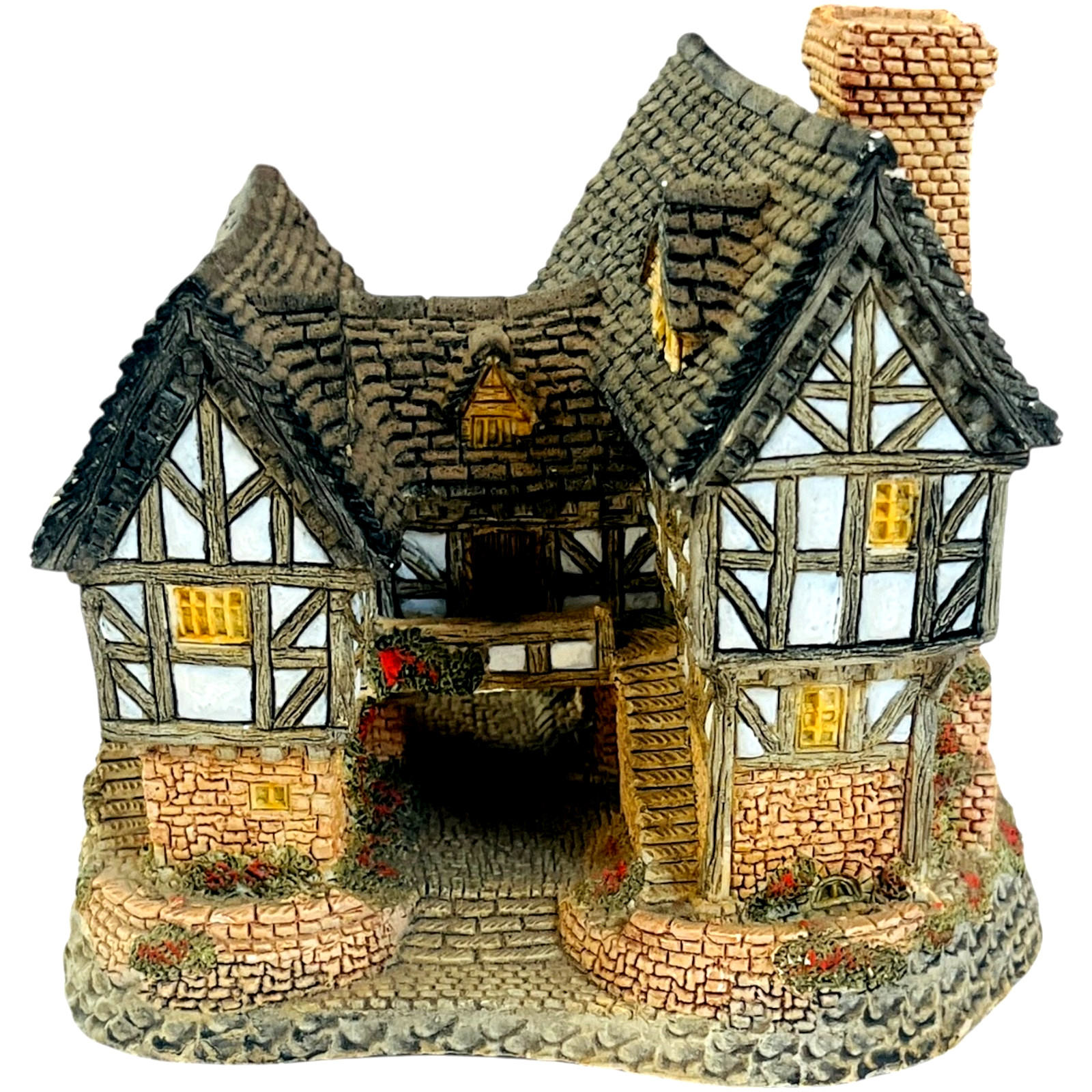 Tudor Manor House by David Winter – Vintage 1981 – Sticker Still Attached