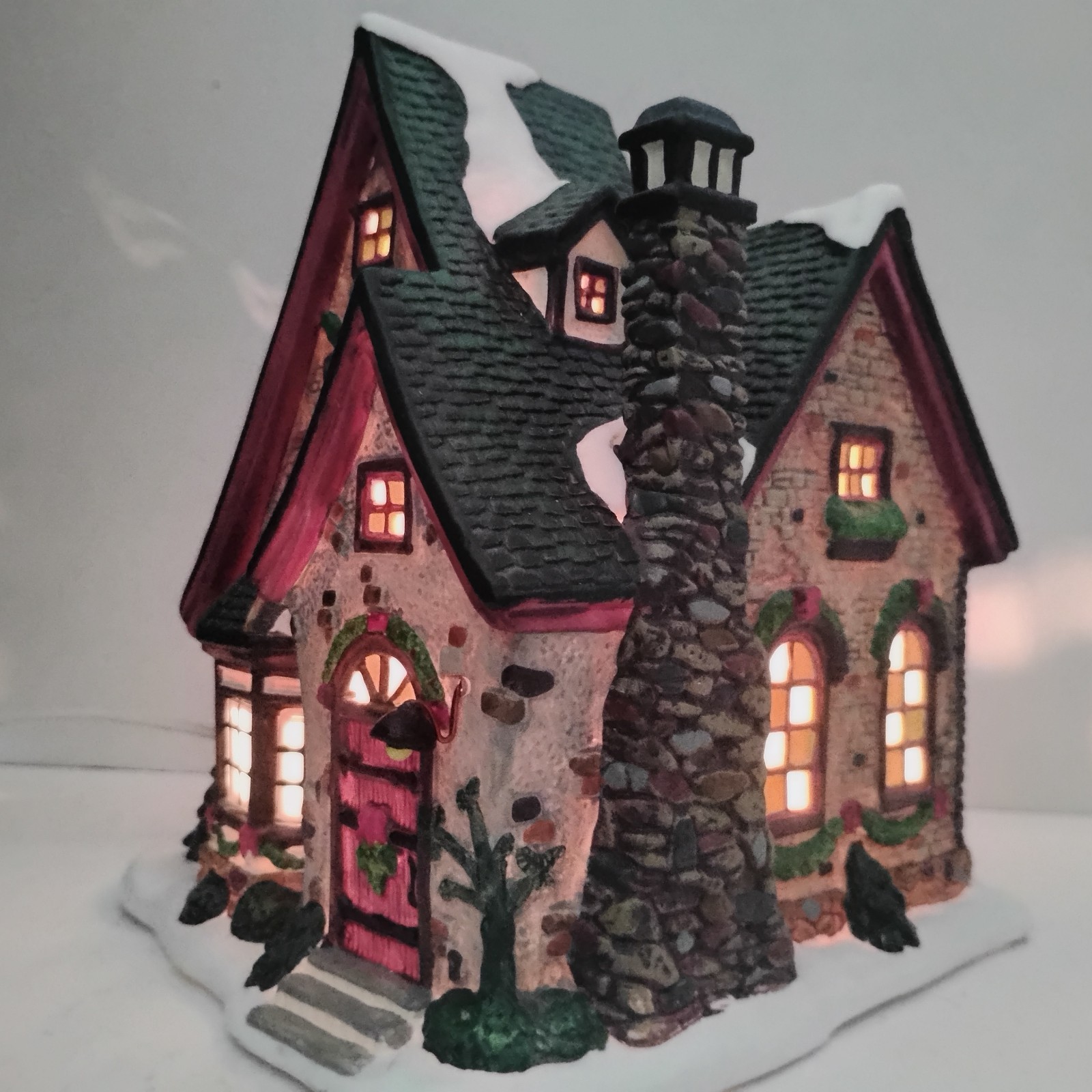 RARE St. Nicholas Square “Grandma’s House” 2003 Village Collection series w/box
