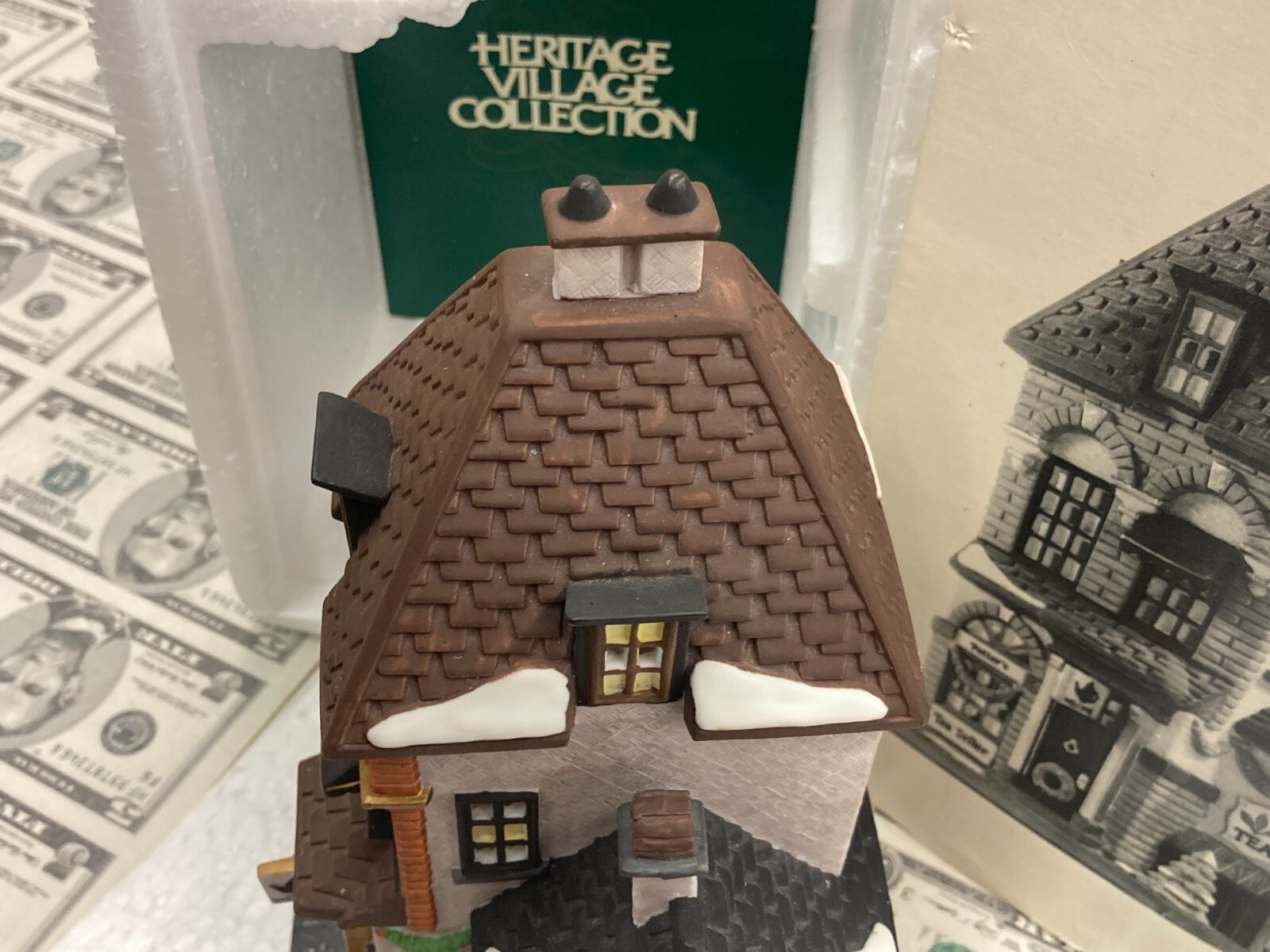Dept 56 Potter’s Tea Seller Christmas In The City 5880-7 Heritage Village