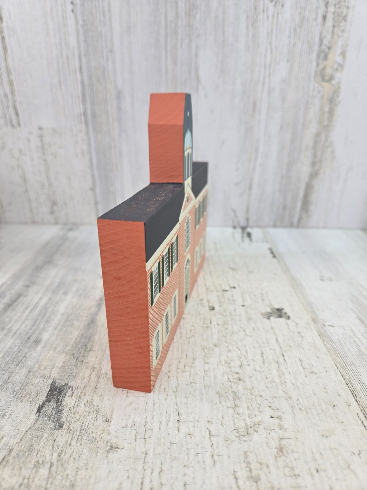 Cat’s Meow Village The Academy Building New Castle Delaware Shelf Sitter