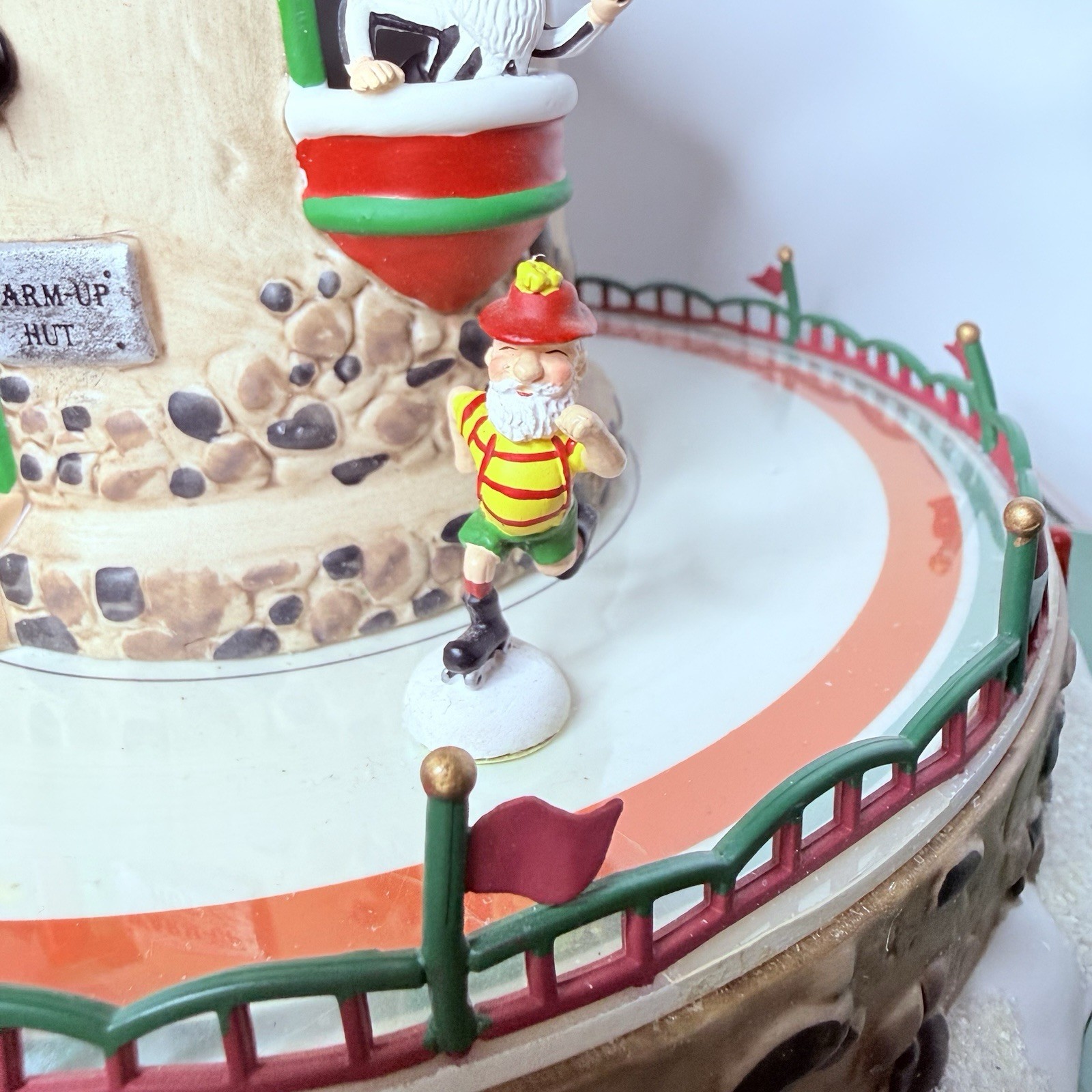 Department 56 North Pole Series Polar Roller Rink Illuminated Christmas Village