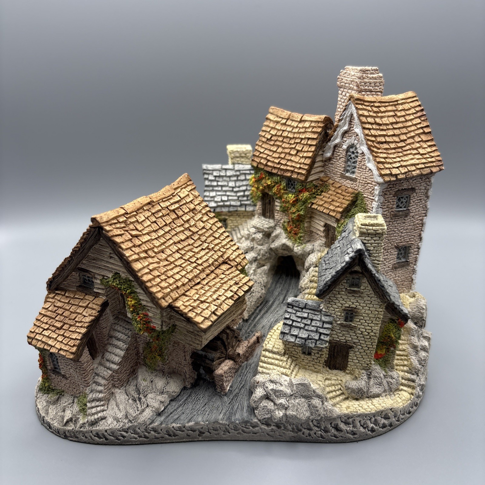 Brookside Hamlet by David Winter (1982) Hand Painted