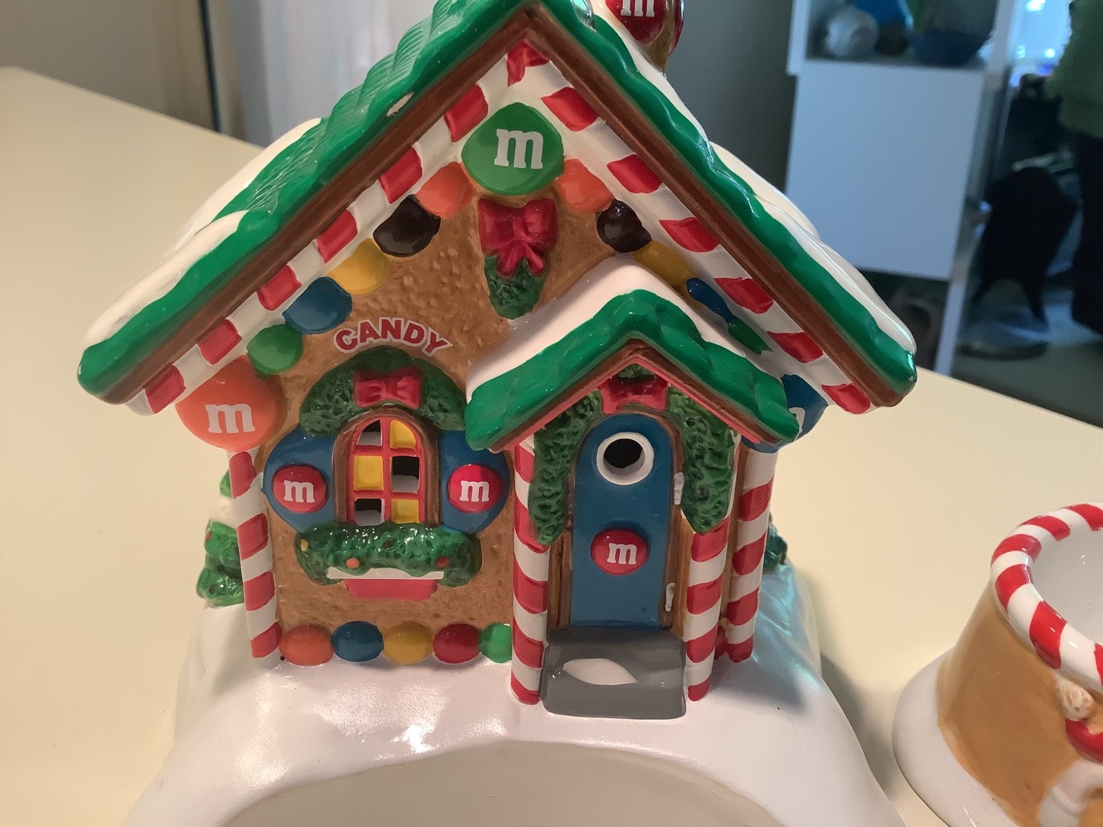 Department 56 M & M’S Lighted Ceramic Candy Store w/ Candy Dish House Vintage