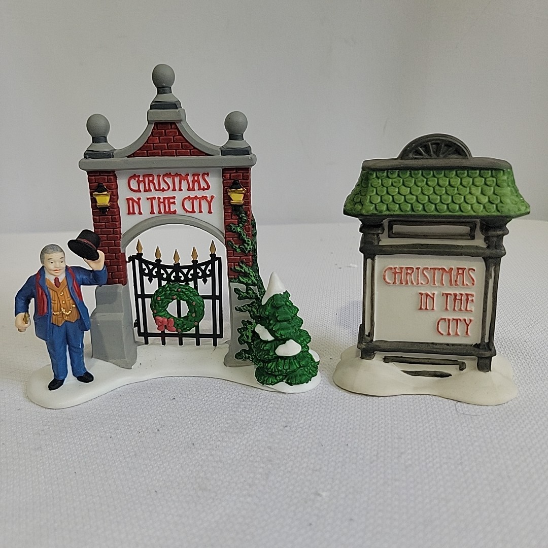 Dept 56 Christmas in the City – A Key to the City – Retired