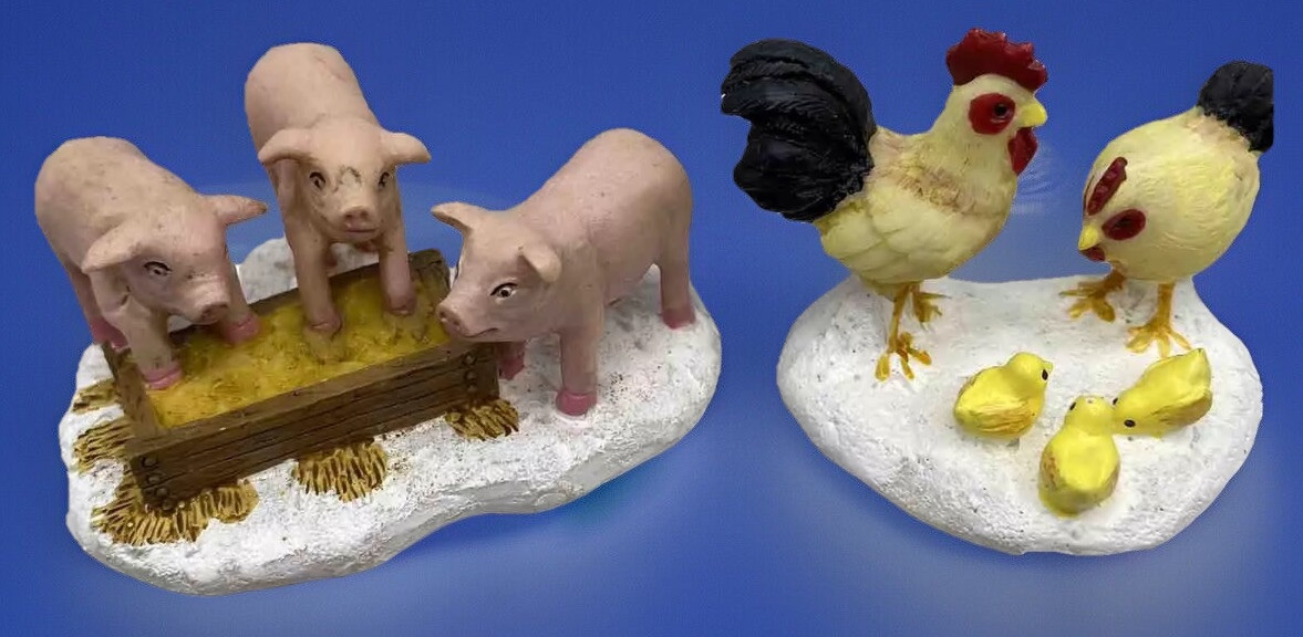 Christmas Village Chickens Pigs Figurines 2 Lot Resin Miniatures Dollhouse Cute!