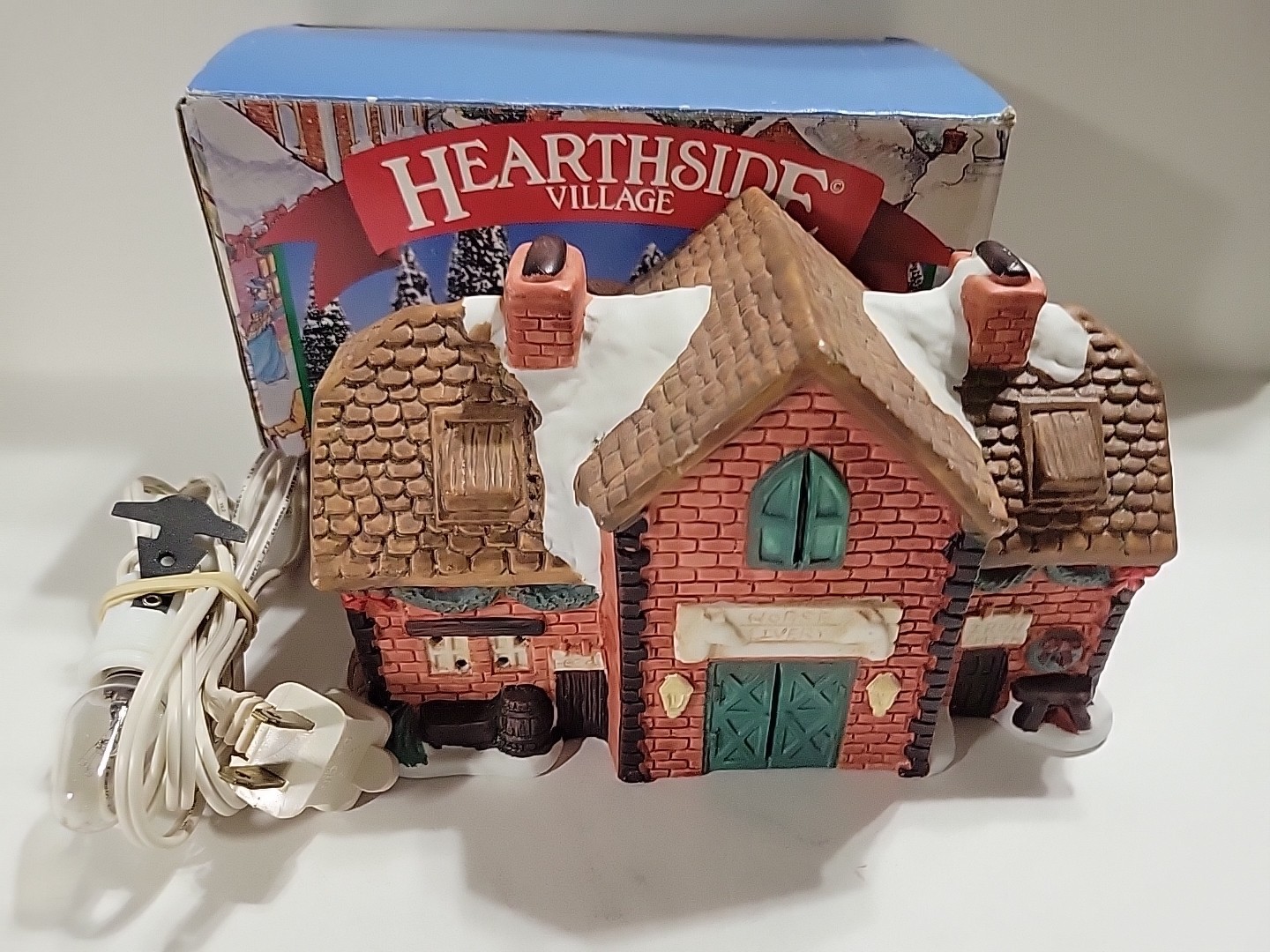 NOMA “Horse Livery” Hearthside Village Porcelain Lighted House 1992 w/Box