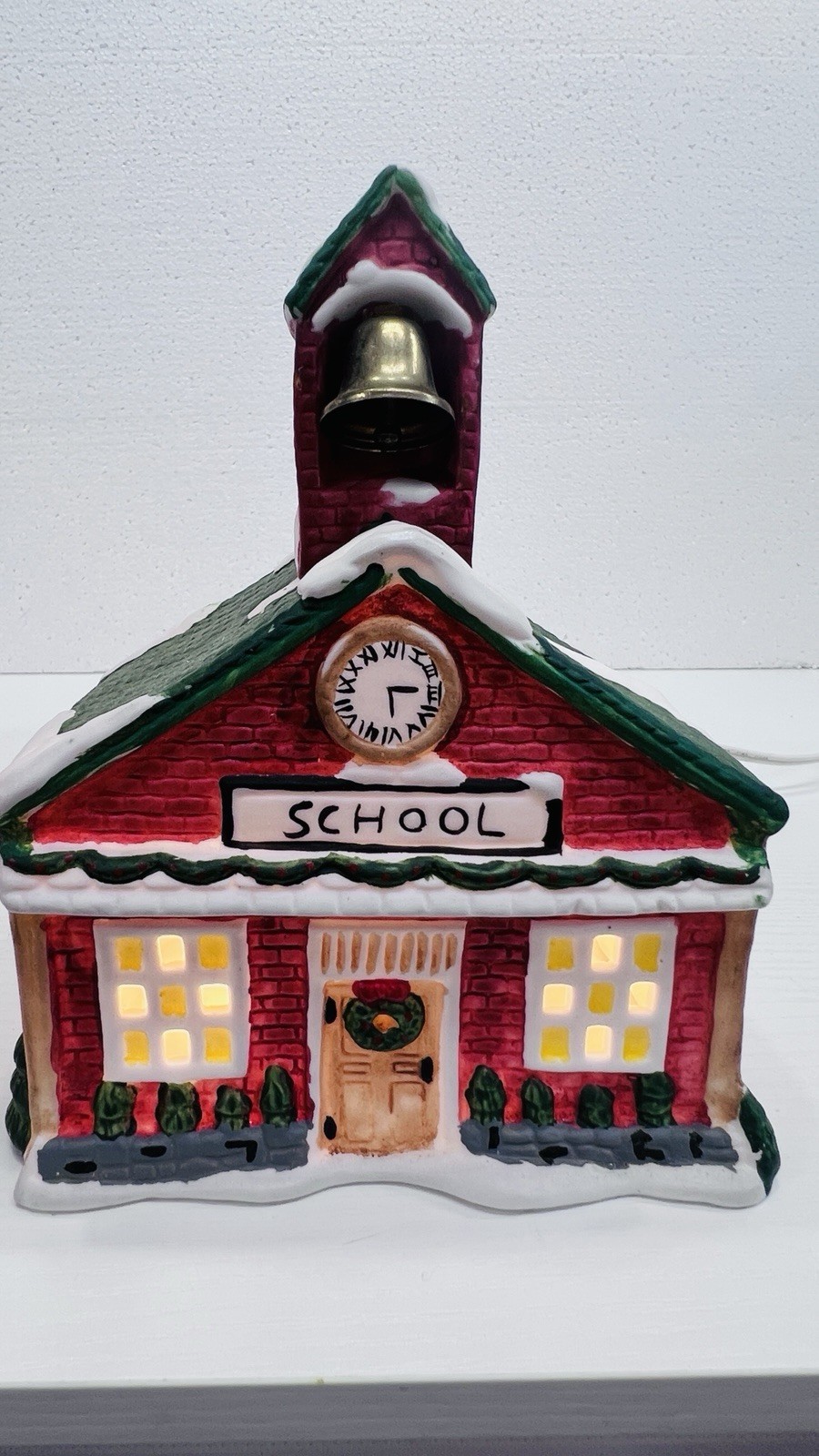 Hand Painted Porcelain Lighted House 1991 Vintage Caldor With Box