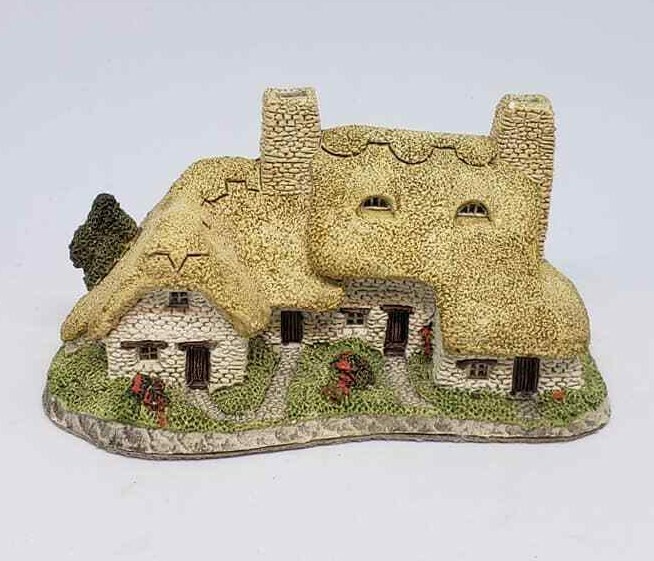 Meadow Bank Cottage David Winter Heart of England 1985 John Hine Collectible
