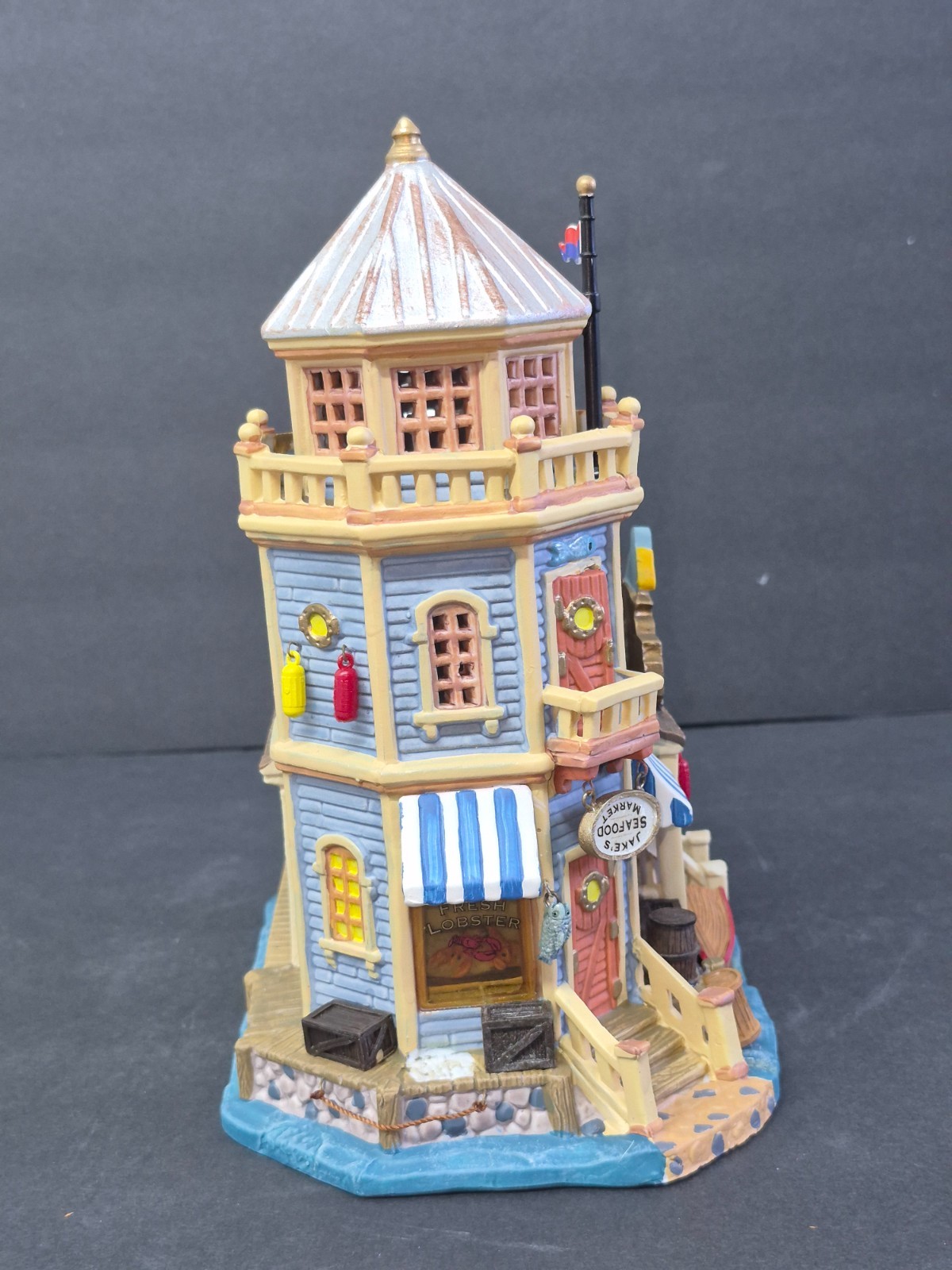 LEMAX Plymouth Corners Rusty Pelican Restaurant Lighted Village Building