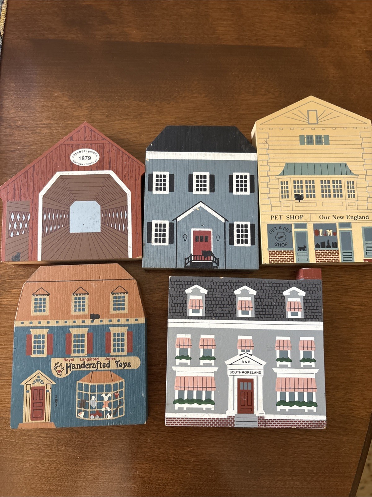 Vintage The Cat’s Meow Set Of 5 Houses From 1975-1995