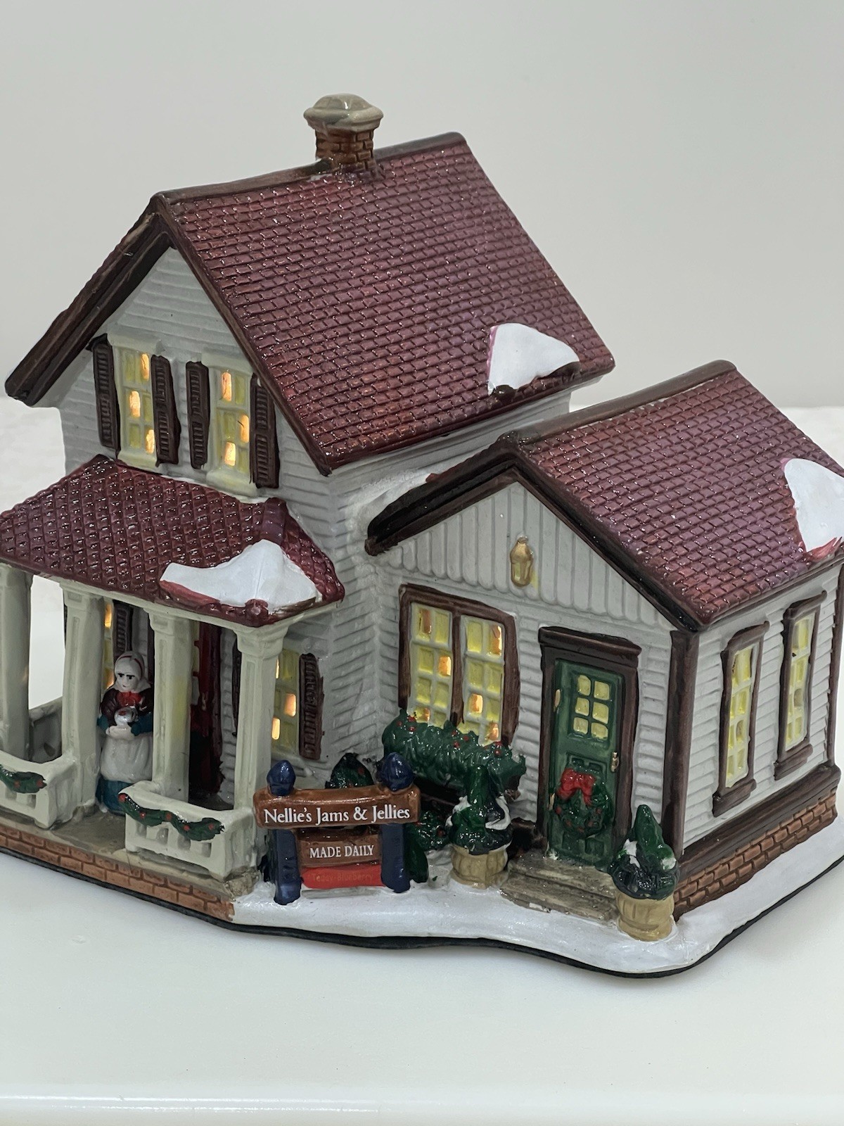 Holiday Time Christmas Village “Nellie’s Jams And Jellies” Vintage Lighted House