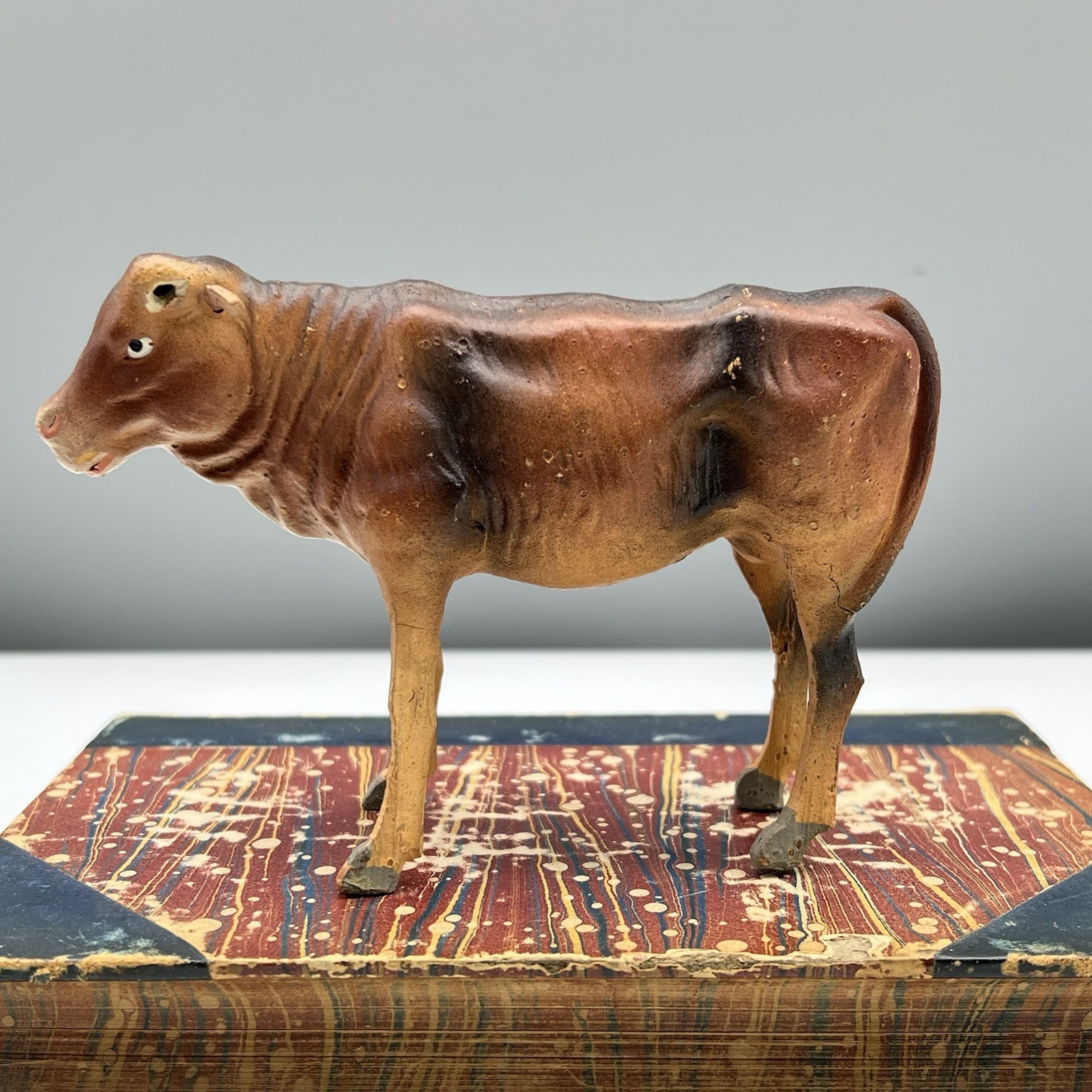 Pre-War NATIVITY COW 3.75″ Germany CHRISTMAS VILLAGE Stick Leg Composite PUTZ