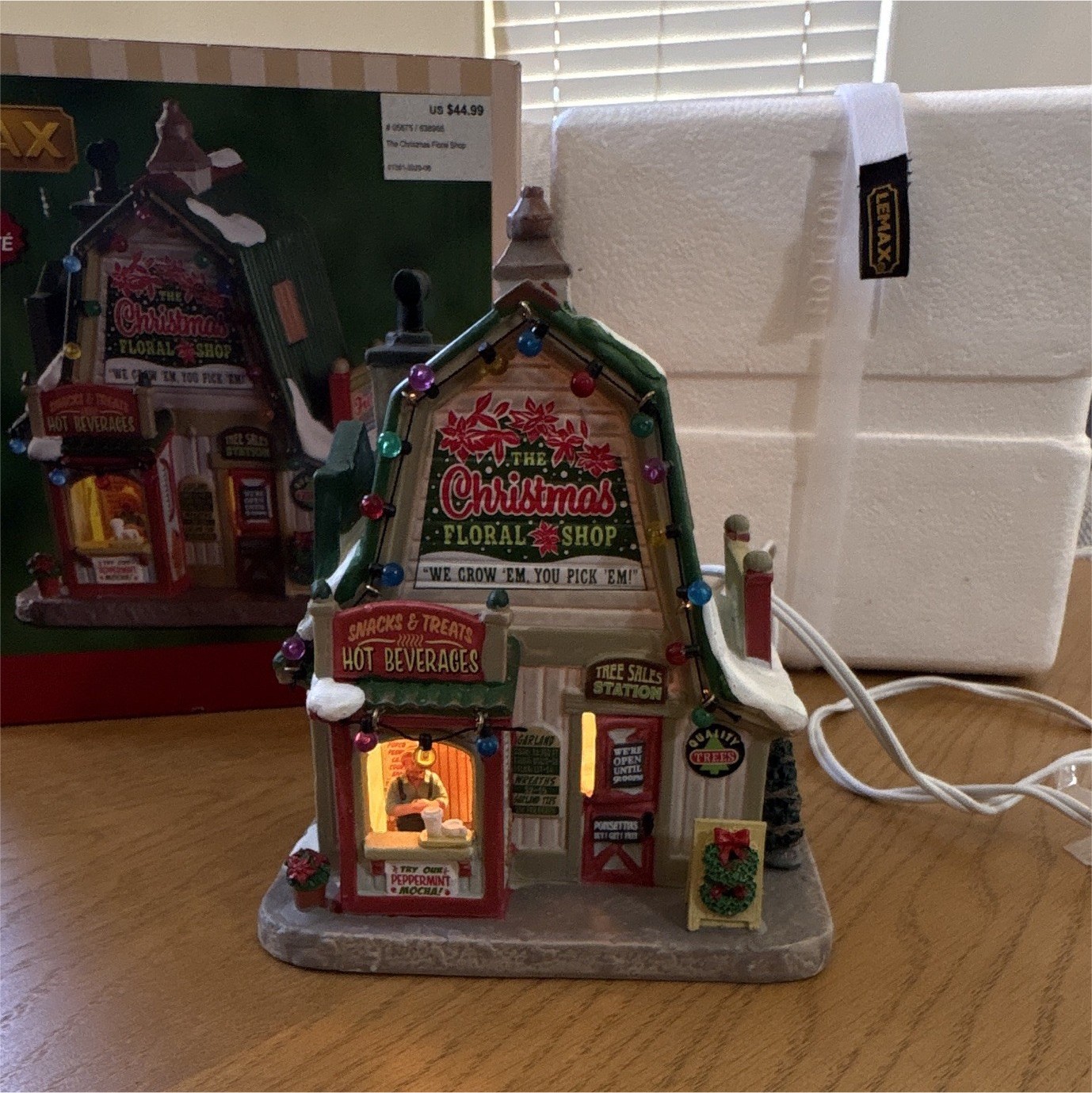 Lemax The Christmas Floral Shop Porcelain Illuminated Christmas Village 2020