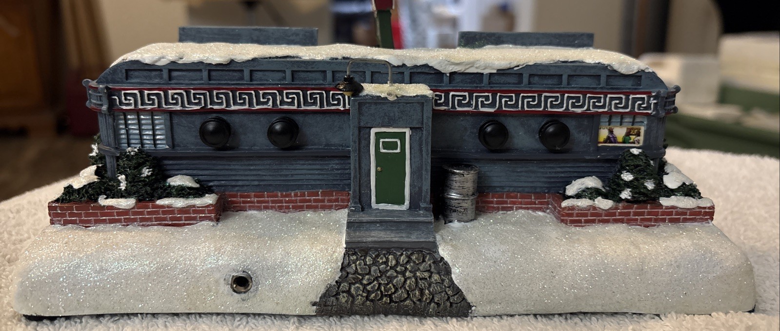 Hawthorne Village Steam Whistle Shop (Does Not Light Up)