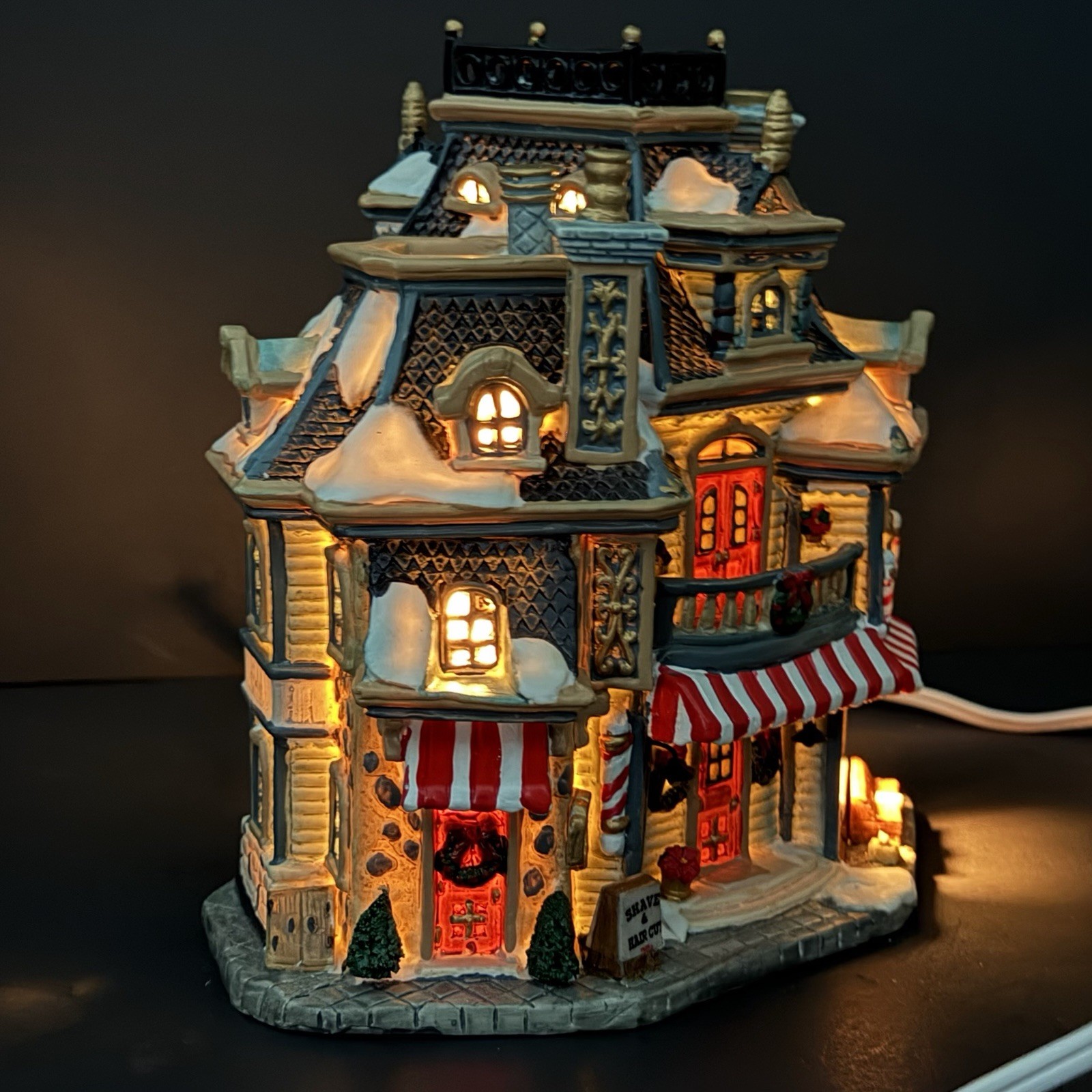 Lemax Lighted Christmas Village House “Harry’s Barber Shop”- Light & Box- Rare