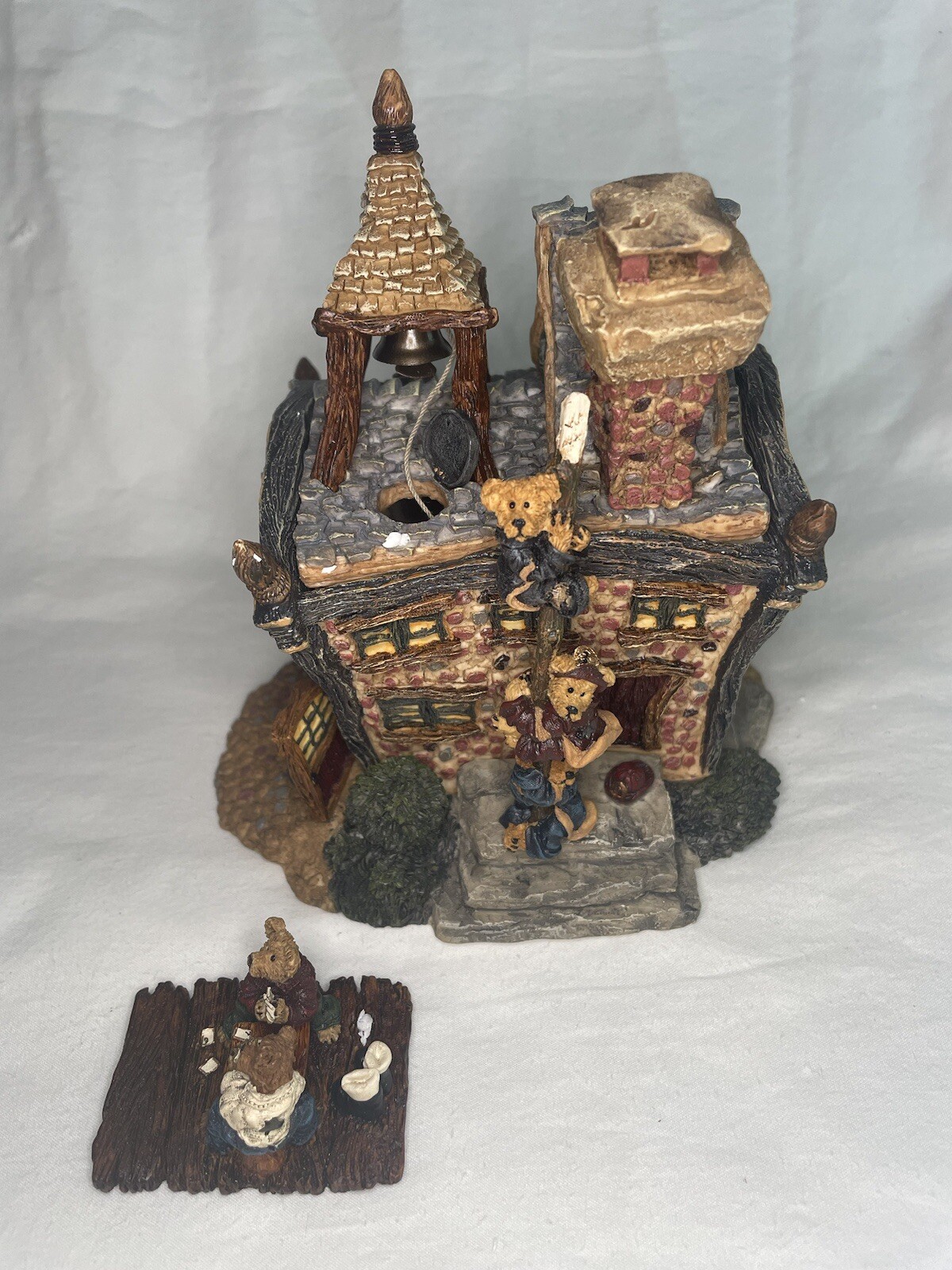 Boyd’s Bearly Built Village, Boyd’s Town Volunteer Firestation, 1E/4378